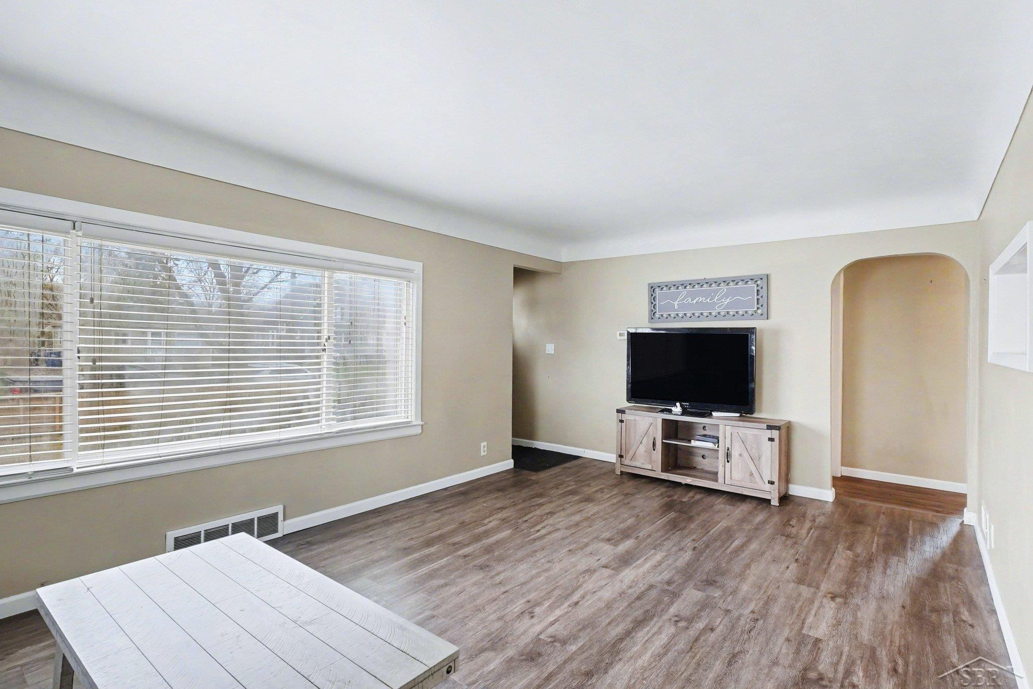 402 Patterson Avenue, Bay City, MI 48706 — Photo 5