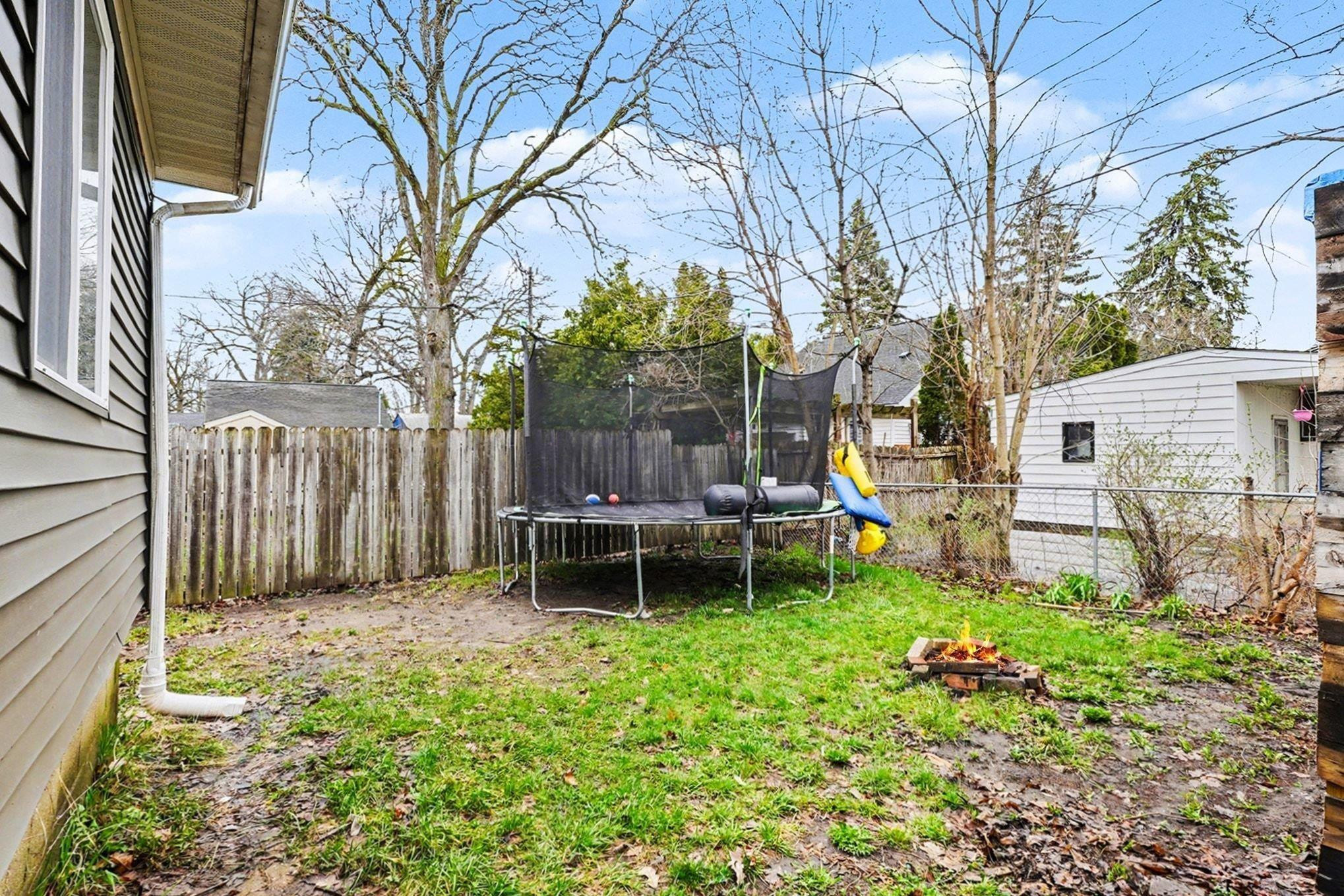 402 Patterson Avenue, Bay City, MI 48706 — Photo 20
