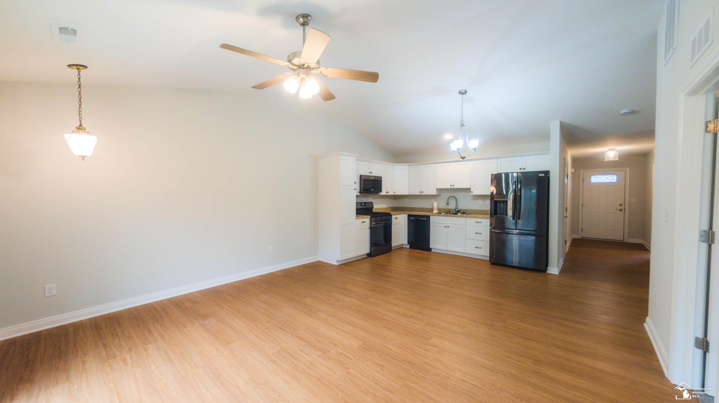 5203 Volterra Drive, 13, Monroe, MI 48161 — Photo 11