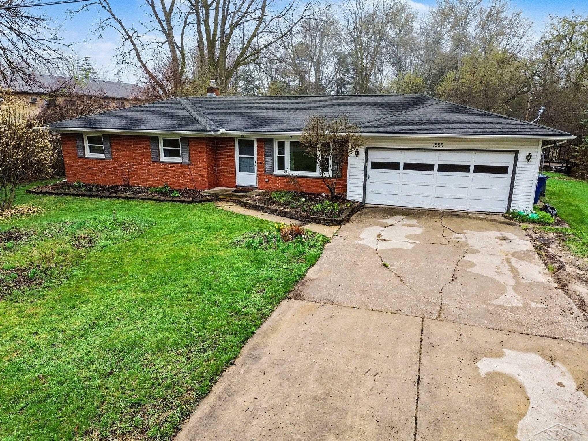 1555 Schust Road, Saginaw, MI 48604 — Photo 34