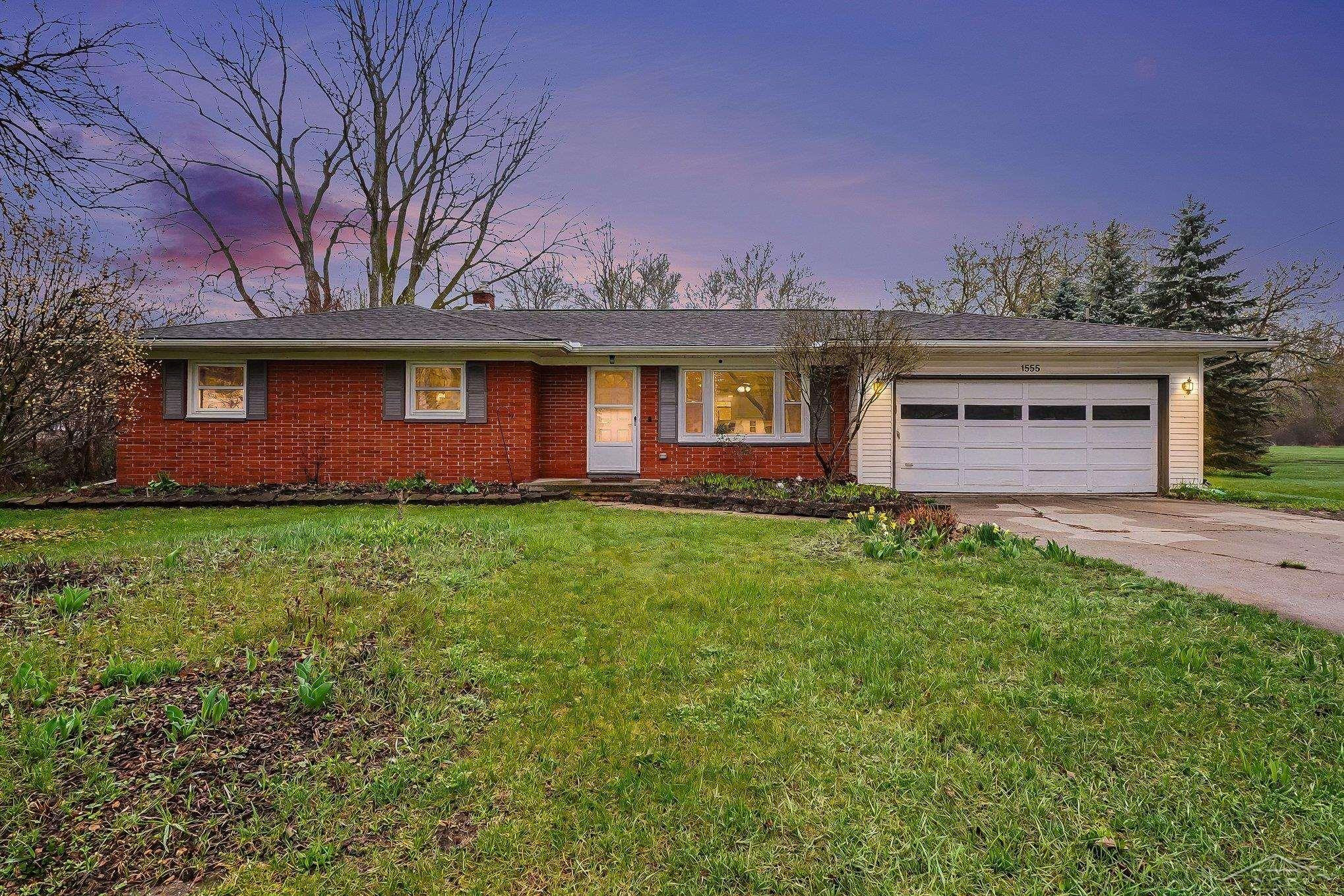 1555 Schust Road, Saginaw, MI 48604 — Photo 35