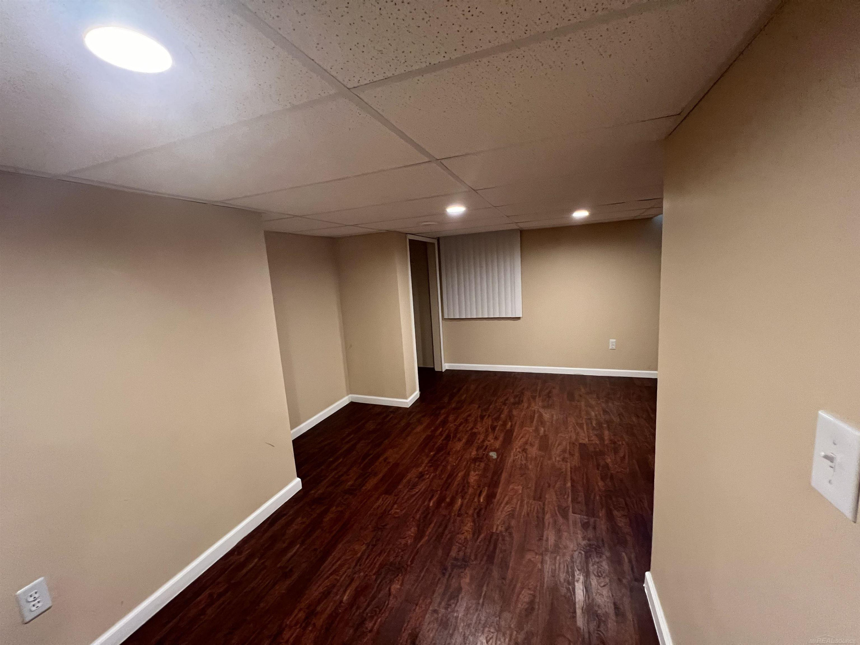 52934 westcreek Drive, MI 48042 — Photo 29