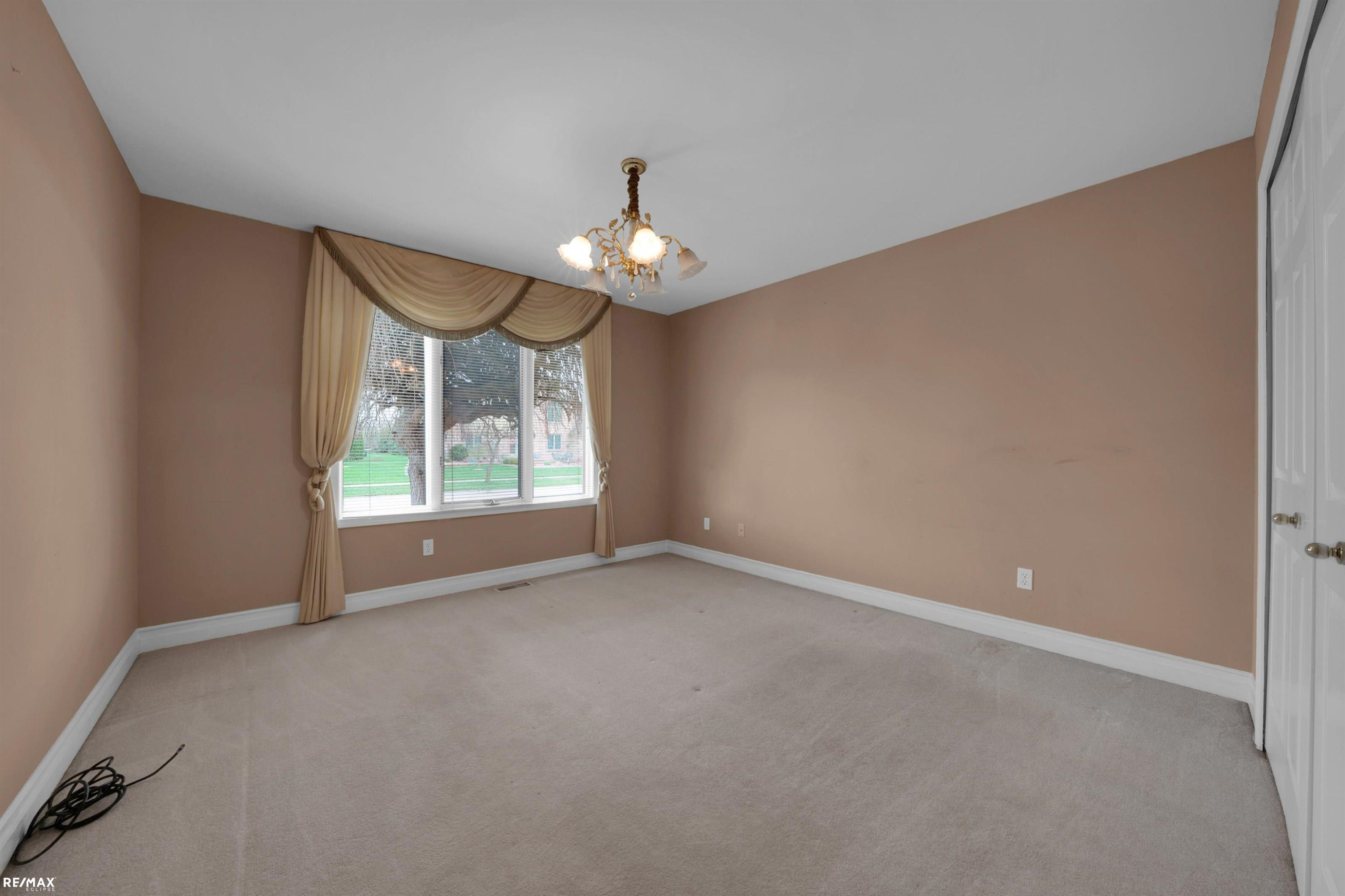 14155 Glenwood Drive, Shelby Twp, MI 48315 — Photo 31