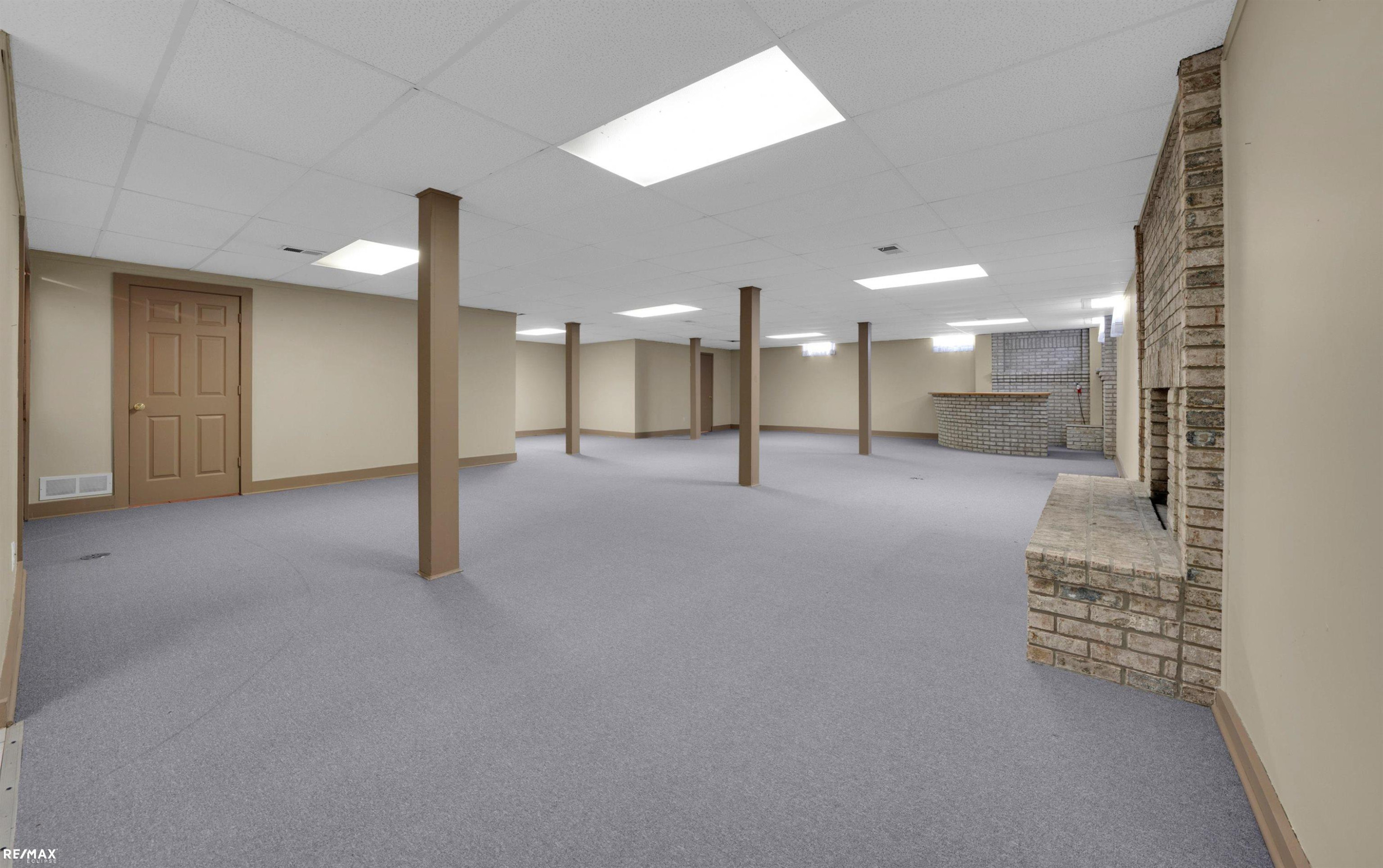 14155 Glenwood Drive, Shelby Twp, MI 48315 — Photo 35