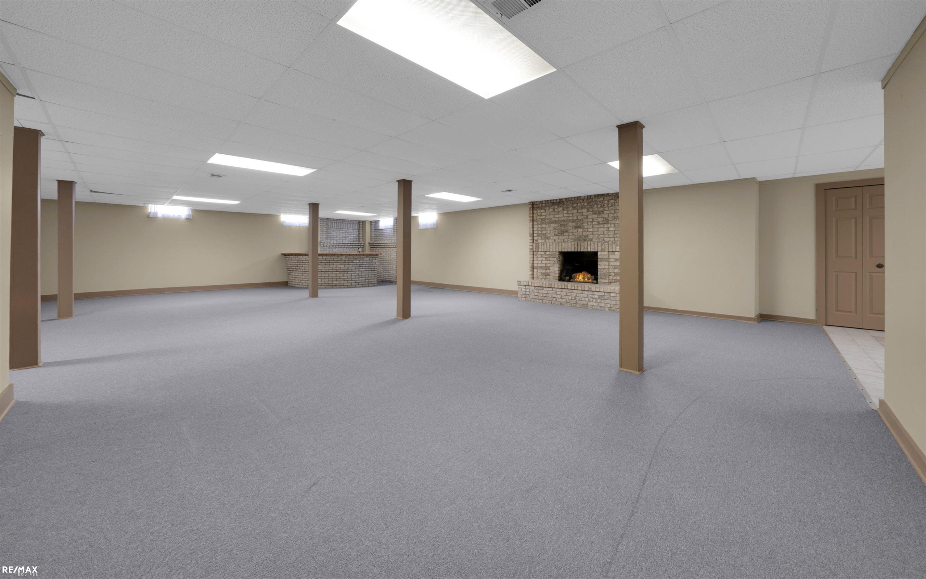 14155 Glenwood Drive, Shelby Twp, MI 48315 — Photo 36