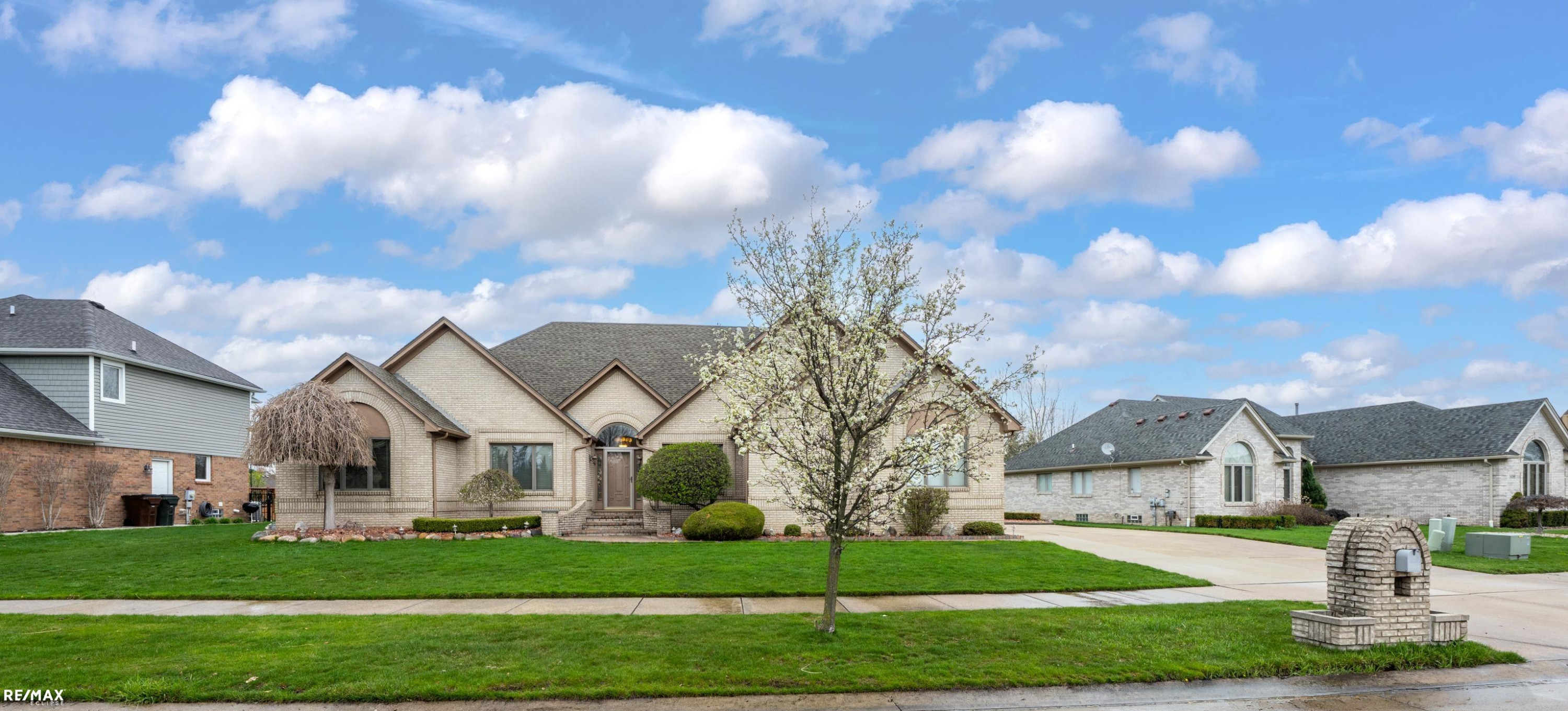 14155 Glenwood Drive, Shelby Twp, MI 48315 — Photo 42