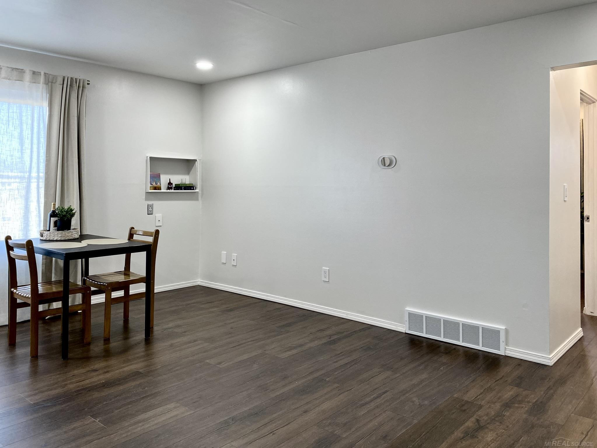 4840 Briarwood Avenue, Unit C8, Royal Oak, MI 48073 — Photo 7