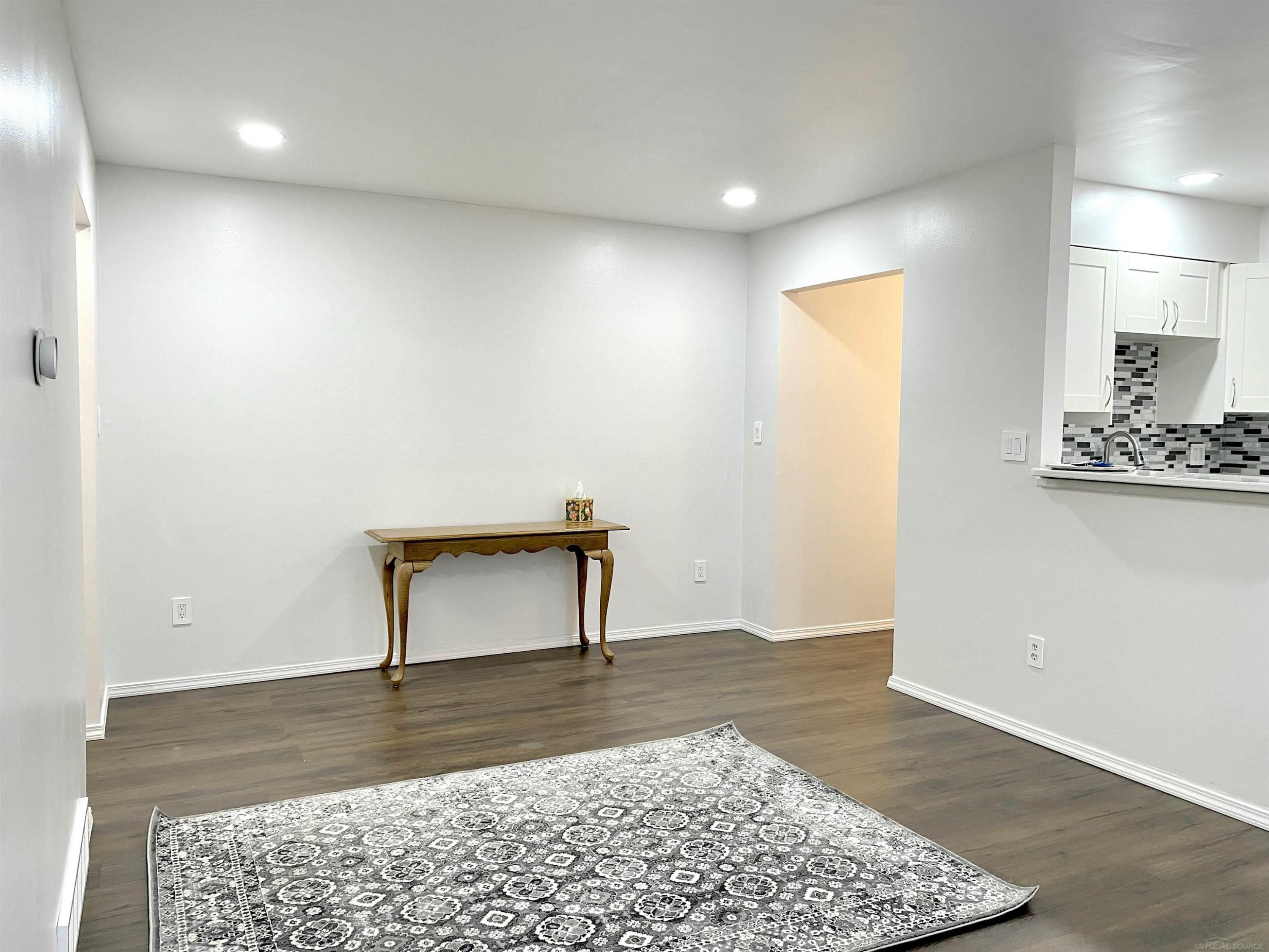 4840 Briarwood Avenue, Unit C8, Royal Oak, MI 48073 — Photo 8