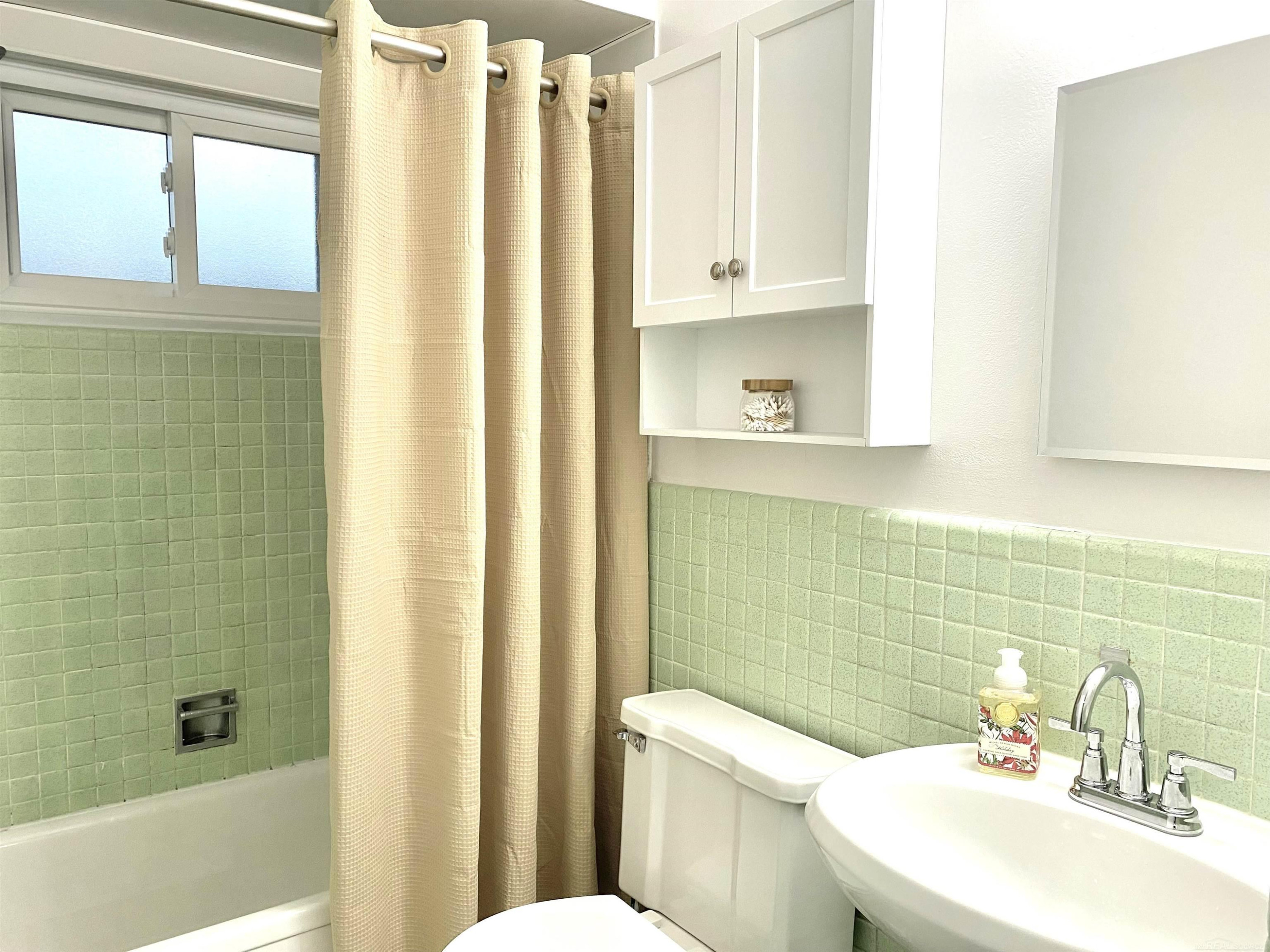 4840 Briarwood Avenue, Unit C8, Royal Oak, MI 48073 — Photo 13