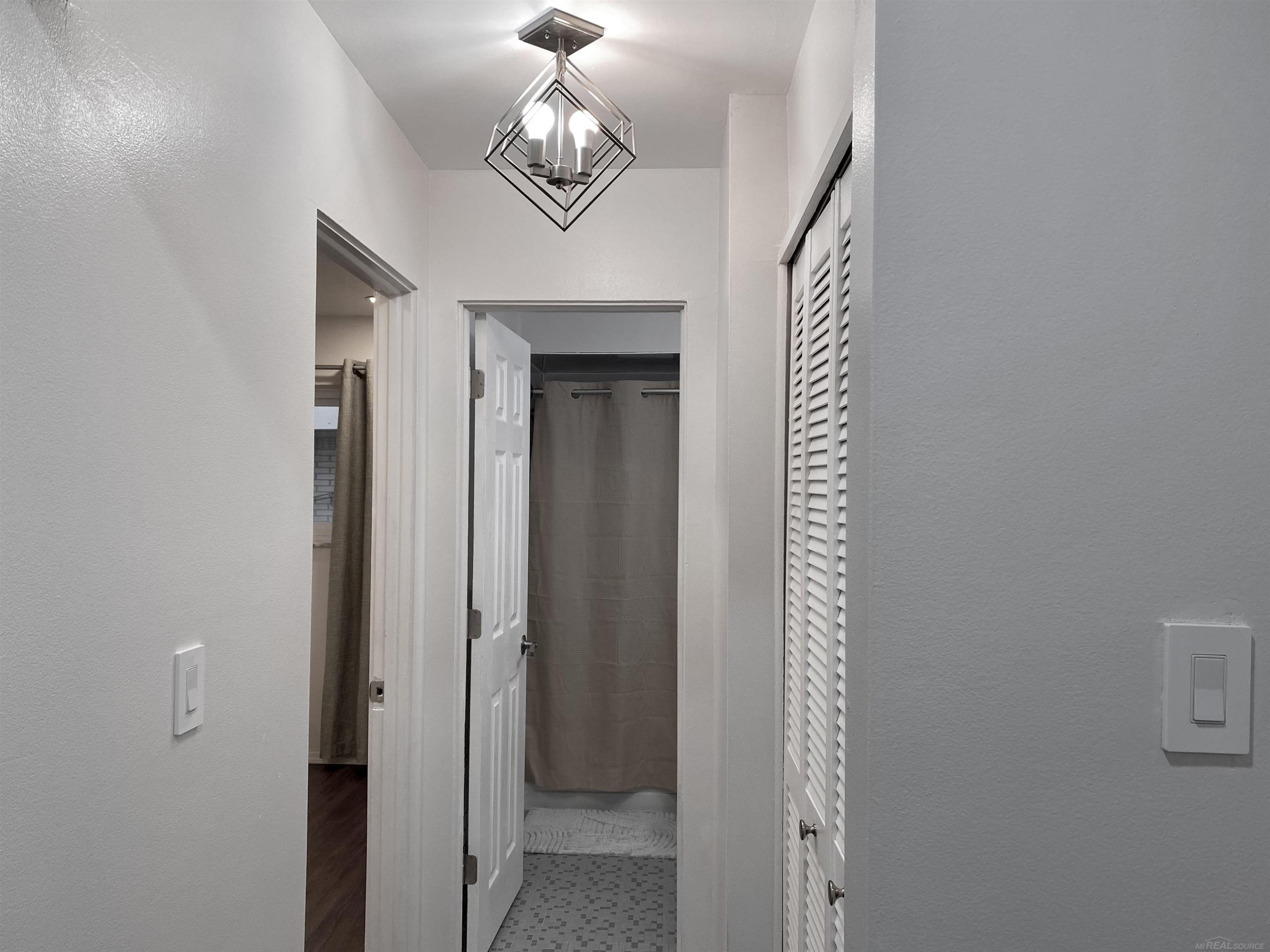 4840 Briarwood Avenue, Unit C8, Royal Oak, MI 48073 — Photo 14