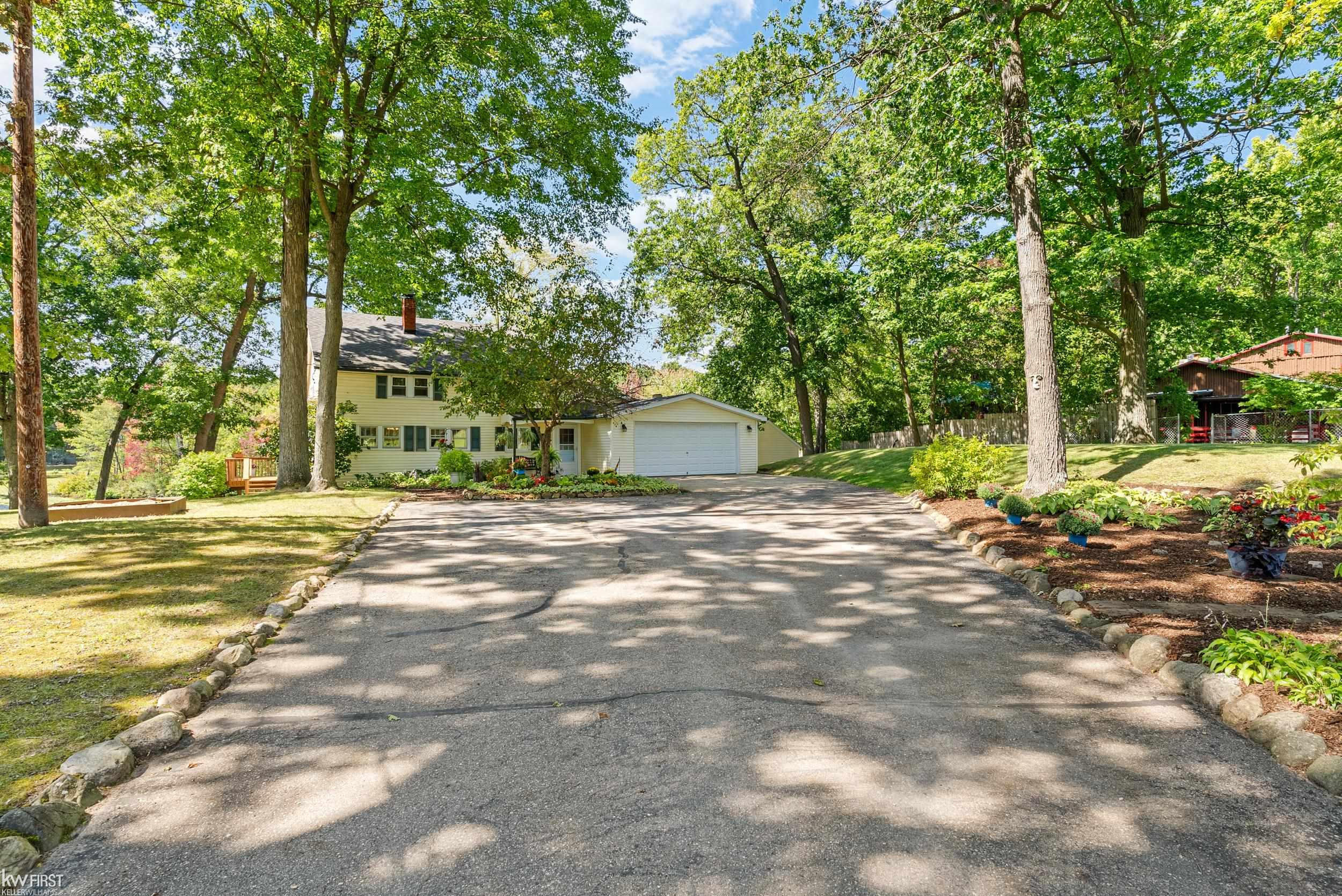7195 Big Trail Drive, Holly, MI 48442 — Photo 48