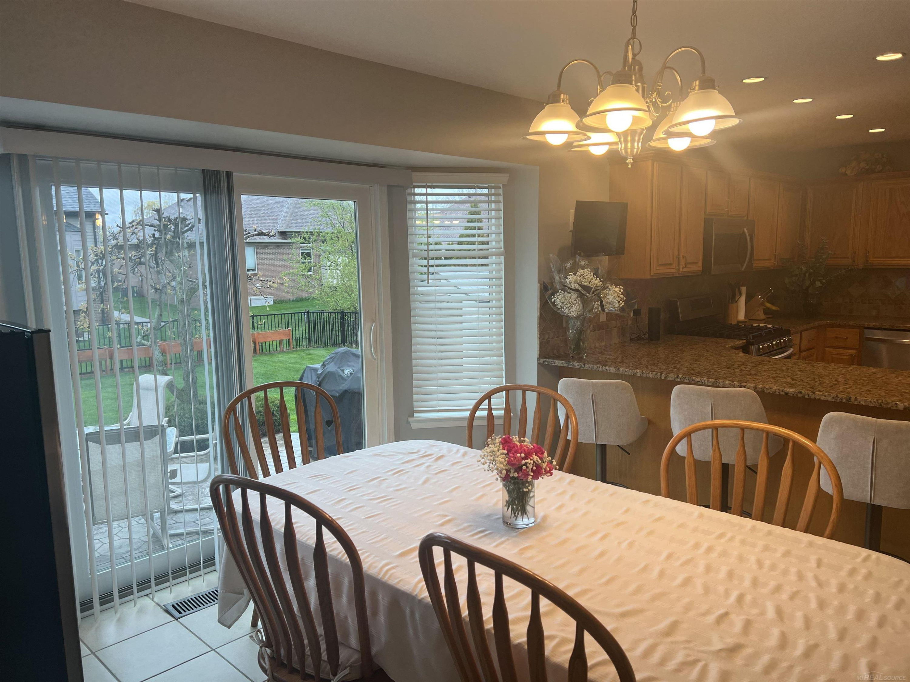 29105 BAY POINTE Drive, New Baltimore, MI 48047 — Photo 7