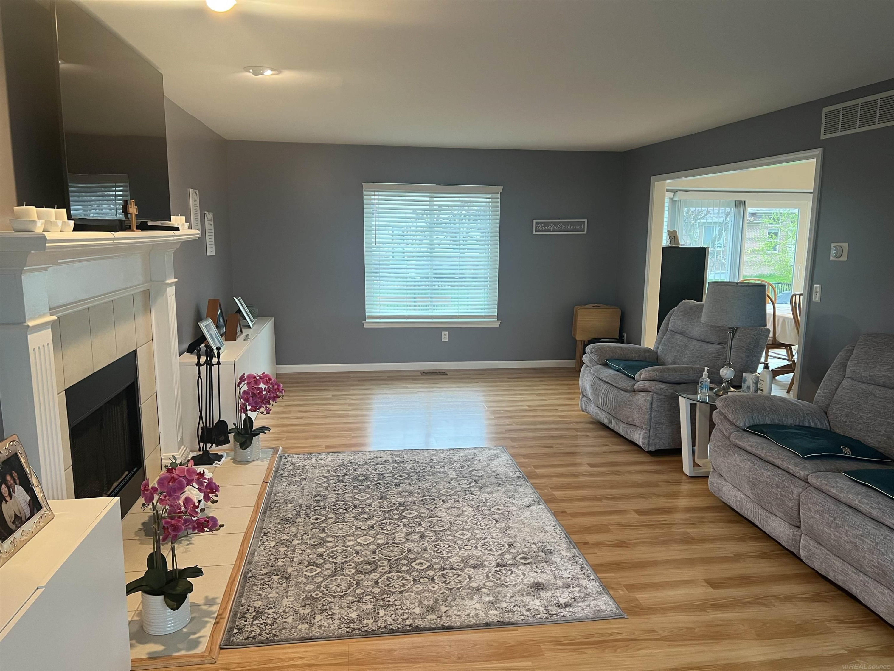 29105 BAY POINTE Drive, New Baltimore, MI 48047 — Photo 10