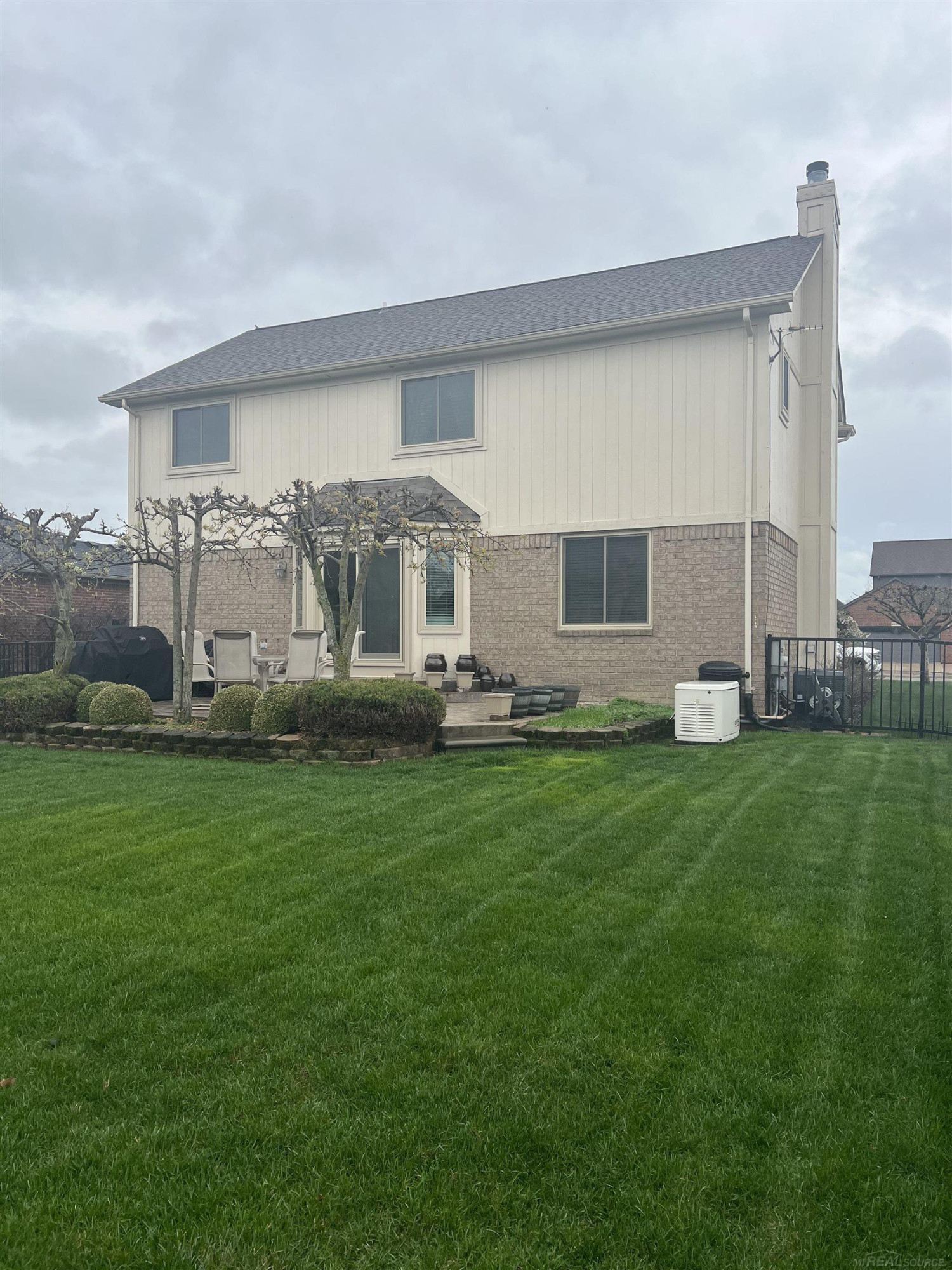 29105 BAY POINTE Drive, New Baltimore, MI 48047 — Photo 31
