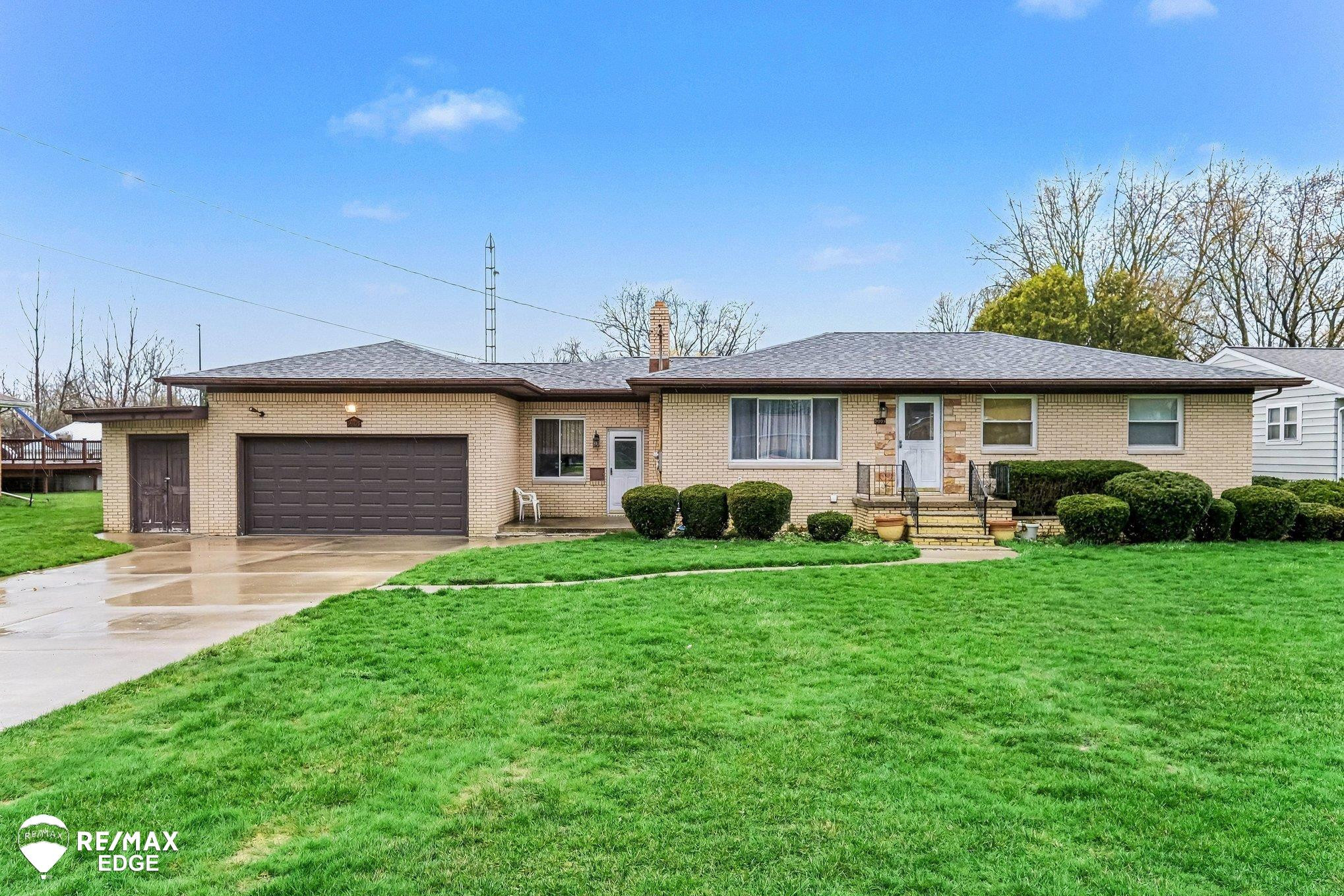 3005 Lanning Drive, MI 48506 — Photo 2