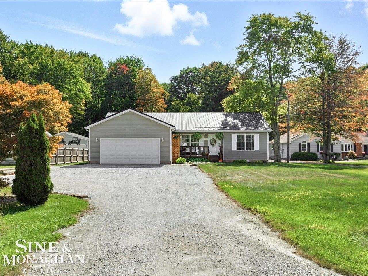 6065 Lapeer Road, Kimball, MI — front exterior
