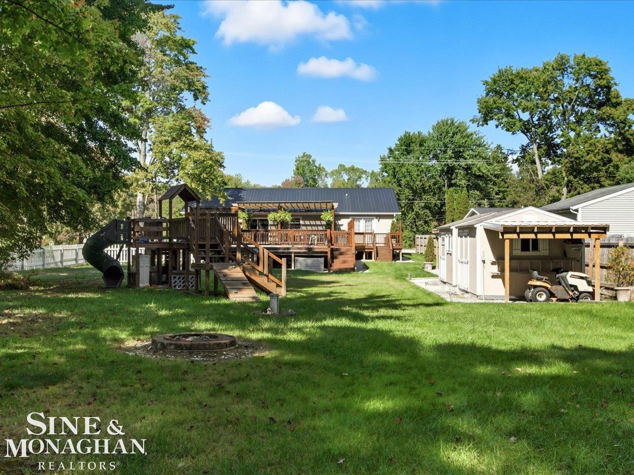 6065 Lapeer Road, Kimball, MI — Photo 36