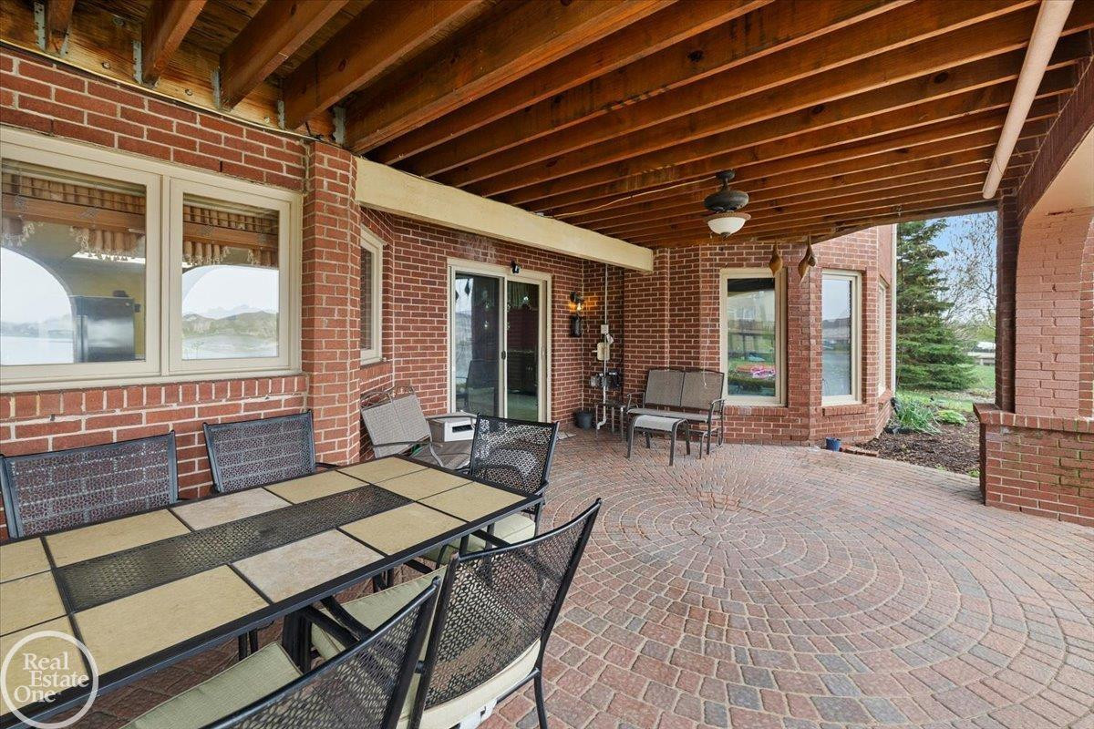 51577 Merry Lane, Shelby Twp, MI 48316 — Photo 13