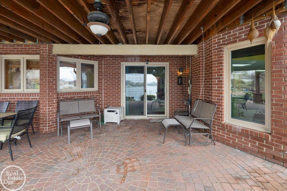 51577 Merry Lane, Shelby Twp, MI 48316 — Photo 14