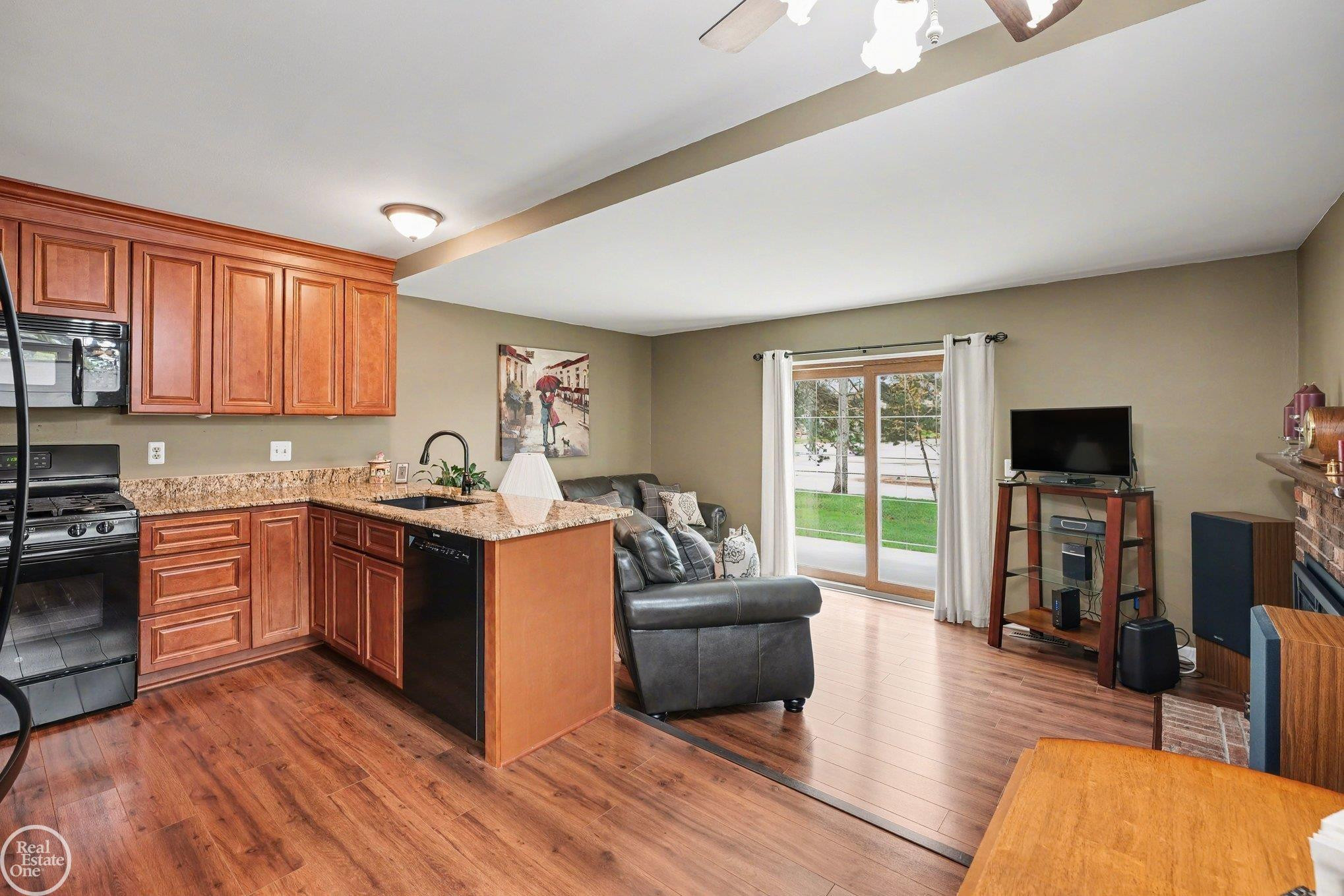 42844 Wrobel Street, Clinton Twp, MI 48038 — Photo 7