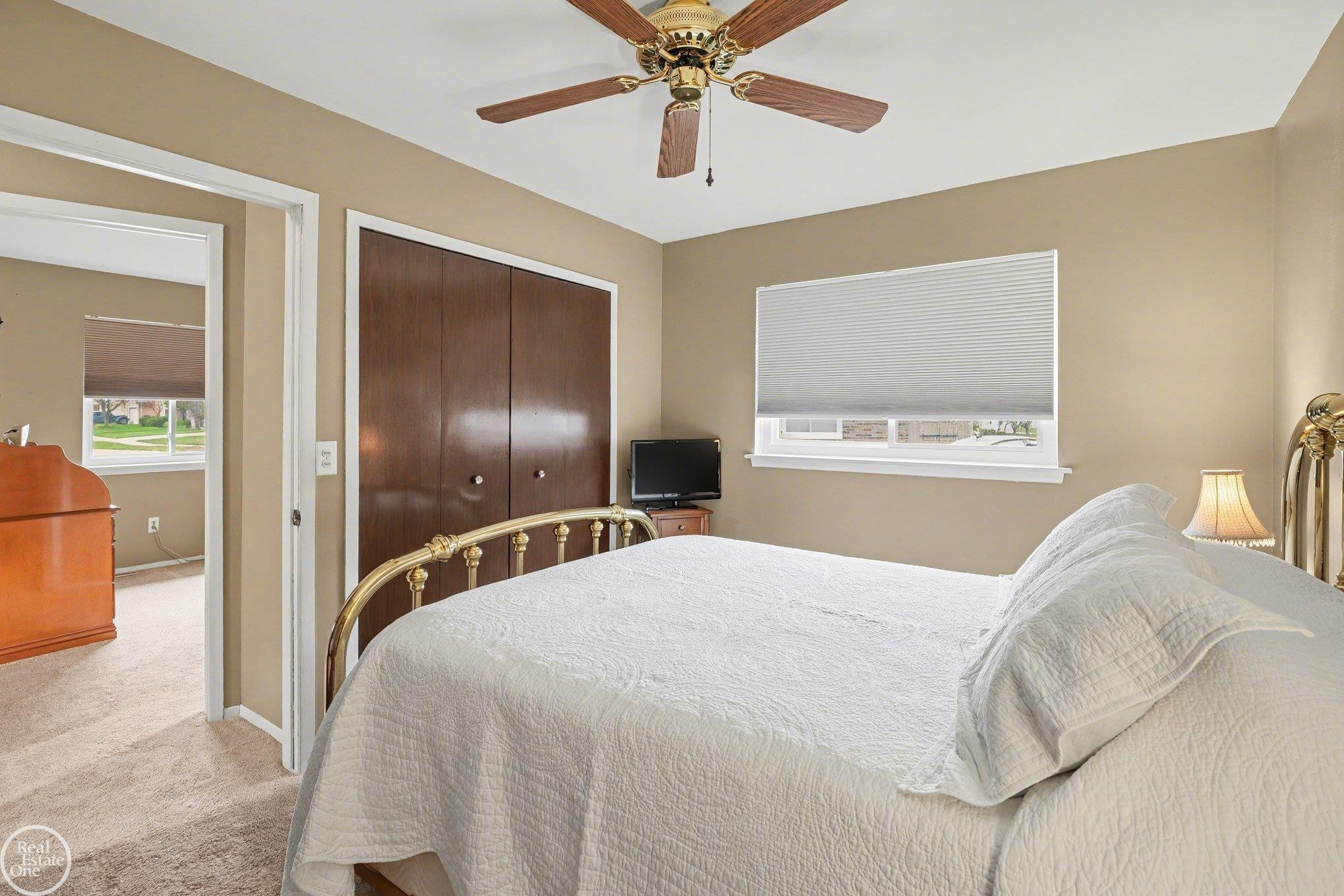 42844 Wrobel Street, Clinton Twp, MI 48038 — Photo 10