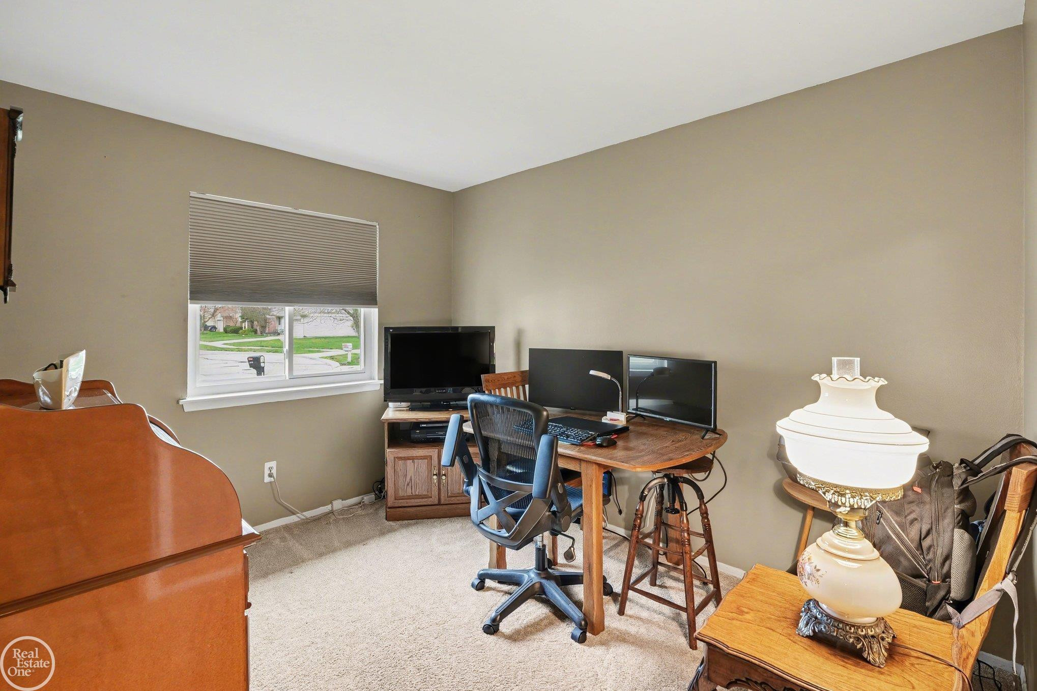42844 Wrobel Street, Clinton Twp, MI 48038 — Photo 11