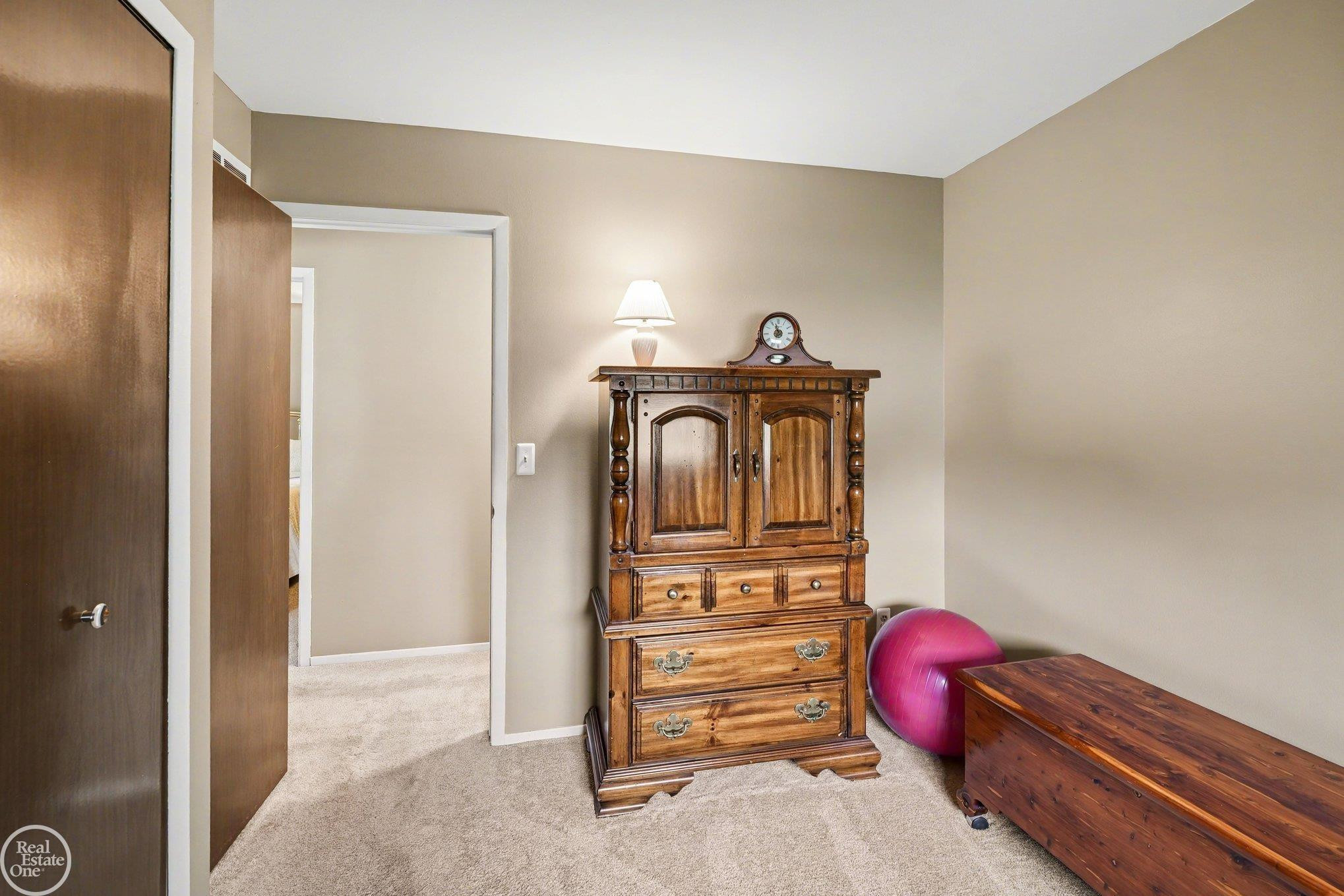 42844 Wrobel Street, Clinton Twp, MI 48038 — Photo 13