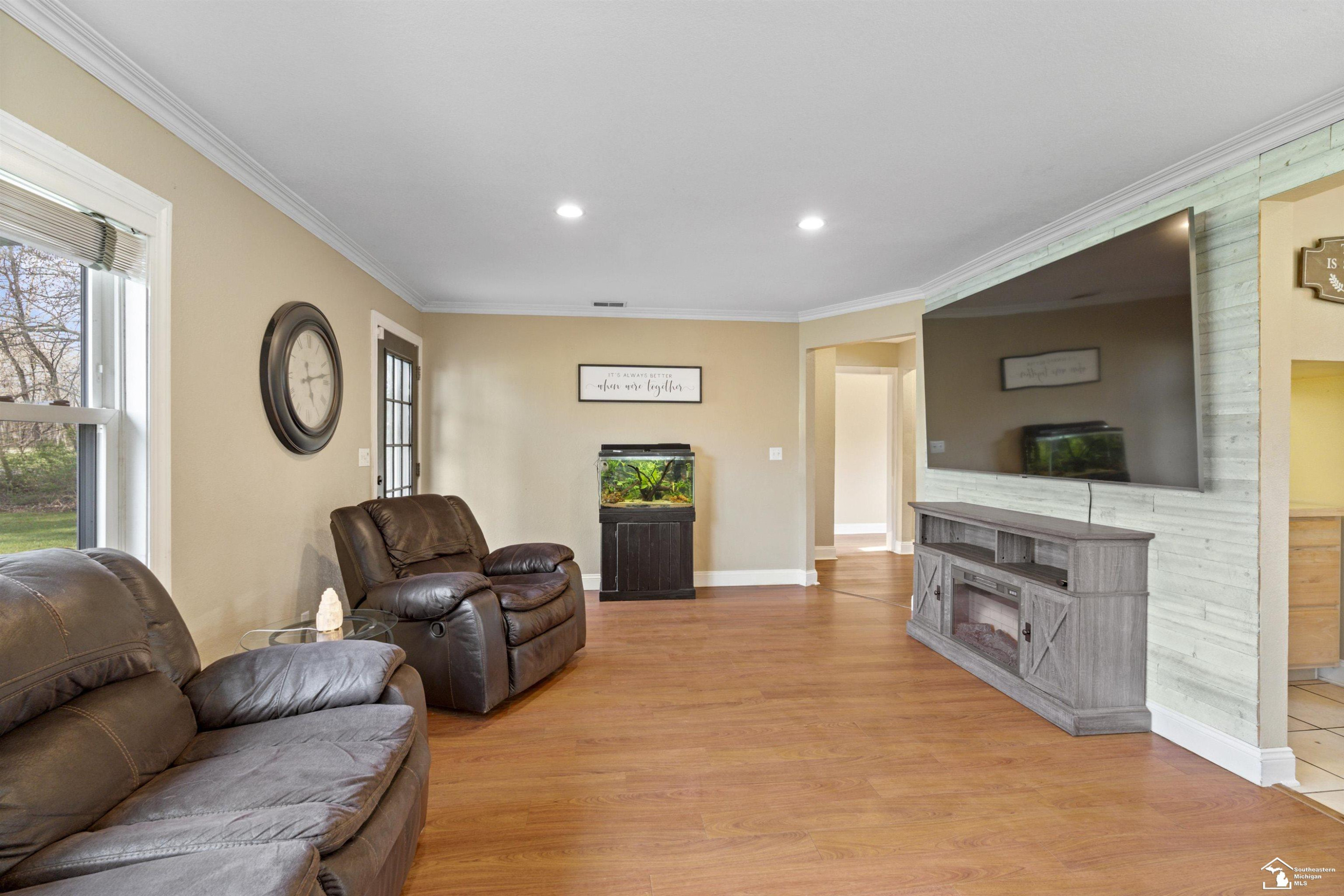 9505 Secor Road, Temperance, MI 48182 — Photo 2