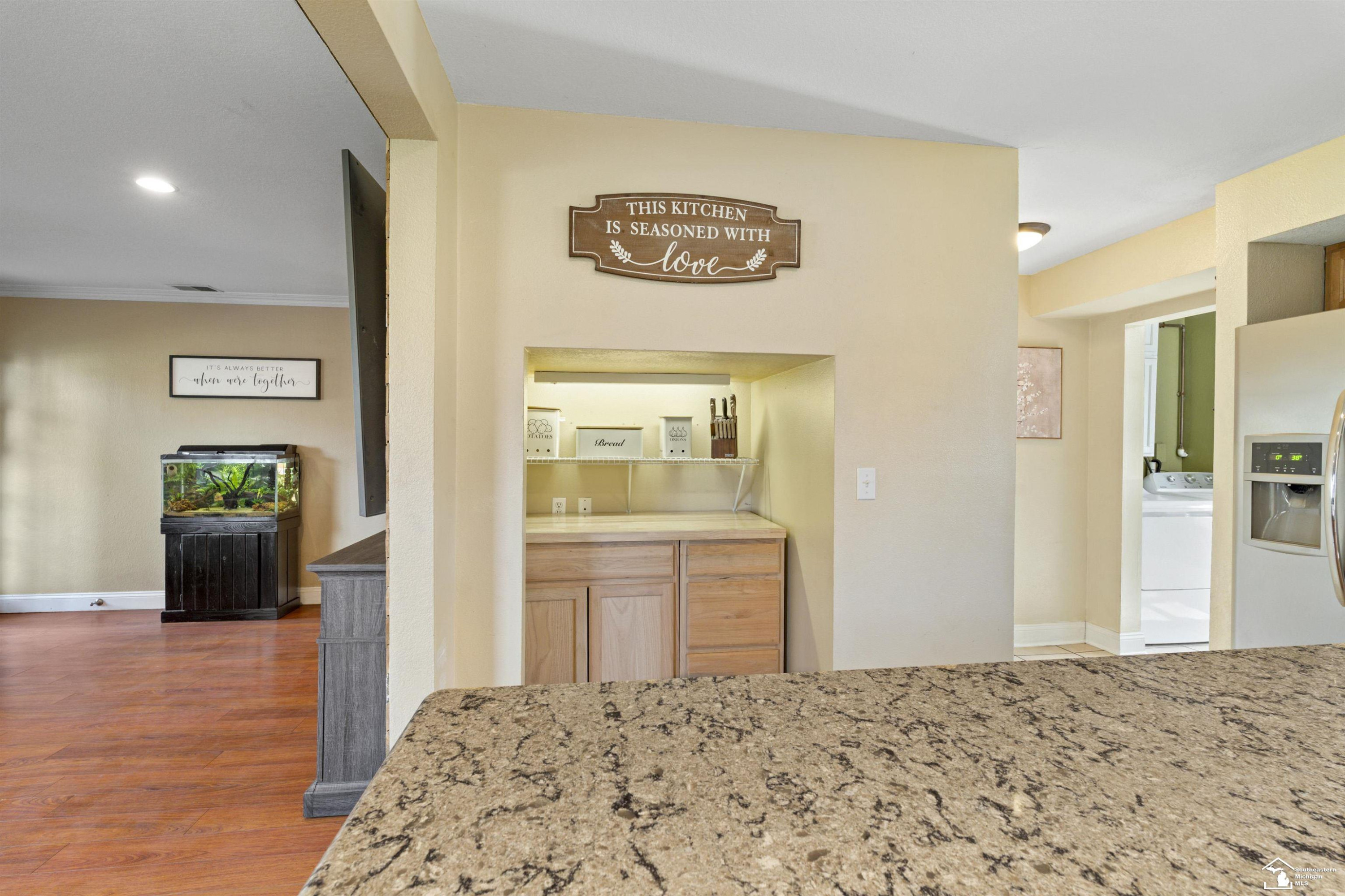 9505 Secor Road, Temperance, MI 48182 — Photo 9