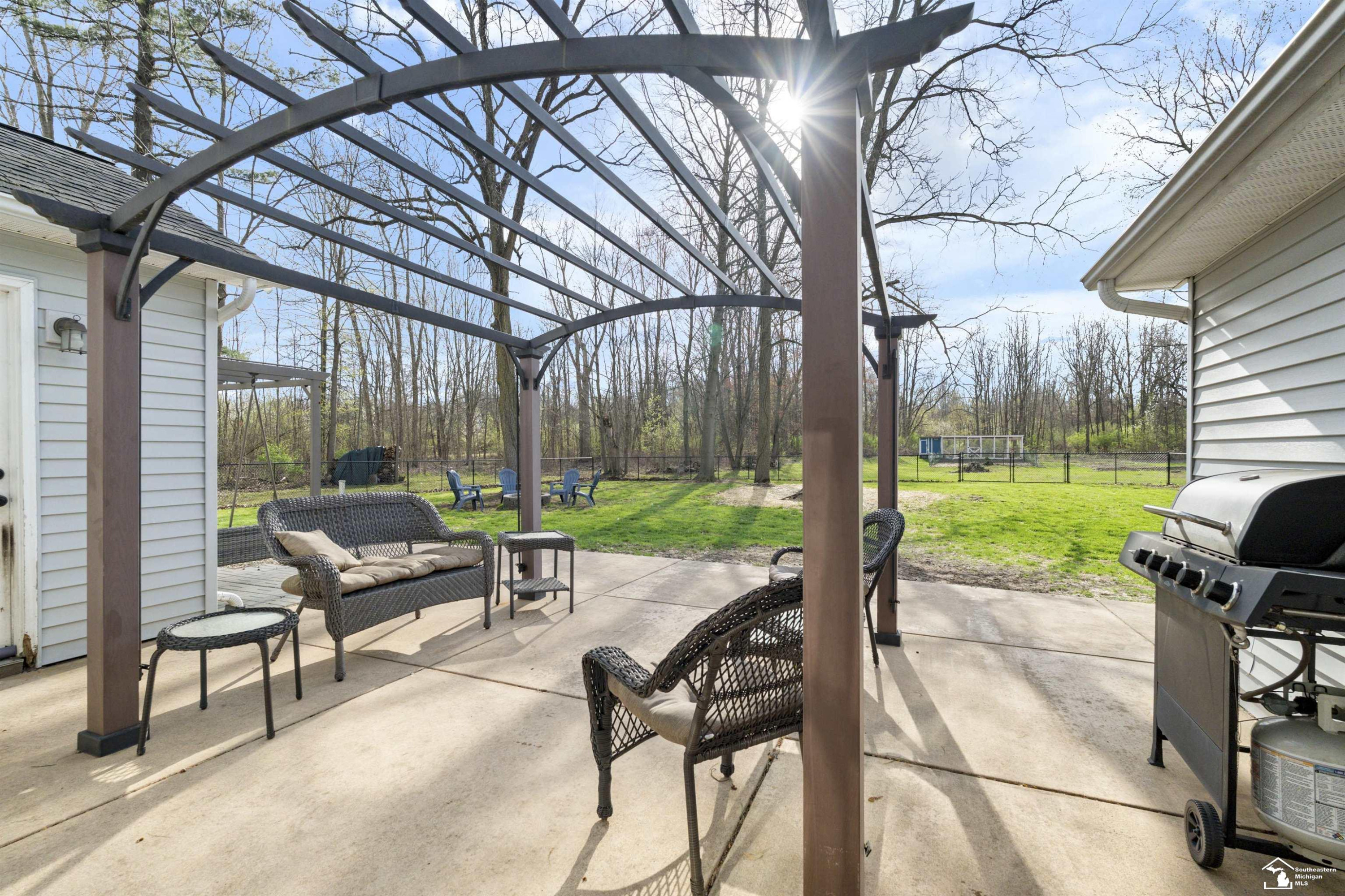 9505 Secor Road, Temperance, MI 48182 — Photo 14