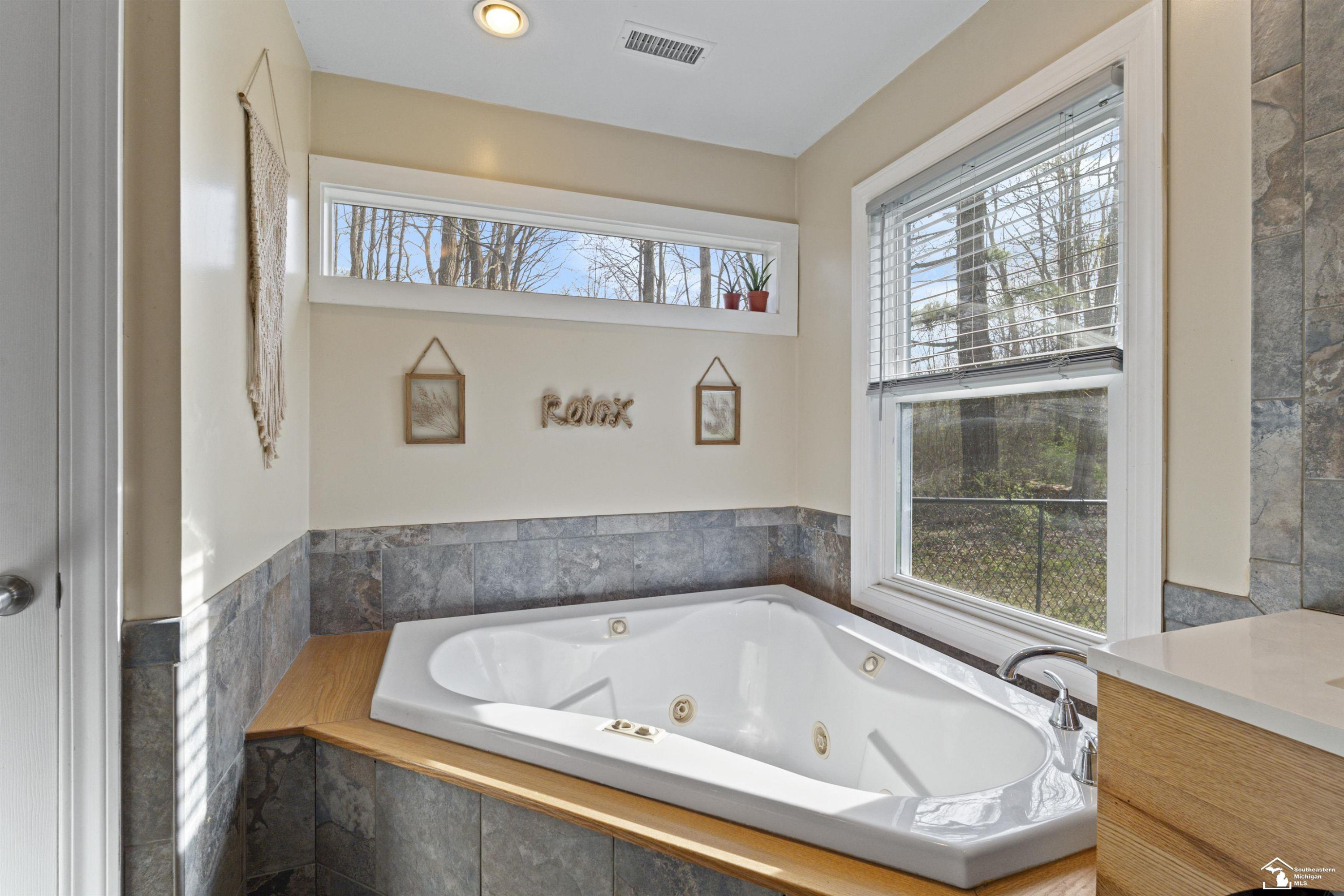 9505 Secor Road, Temperance, MI 48182 — Photo 26
