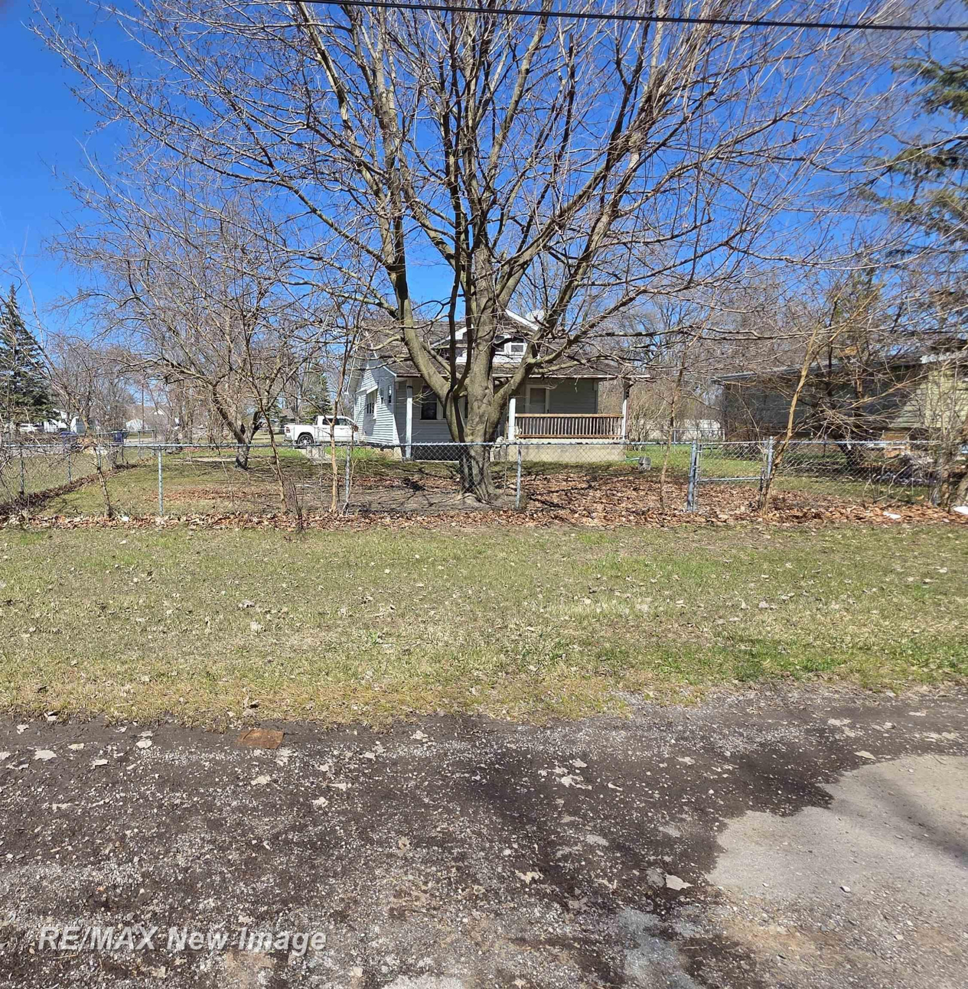 5025 Peterson Street, Saginaw, MI 48601 — front exterior