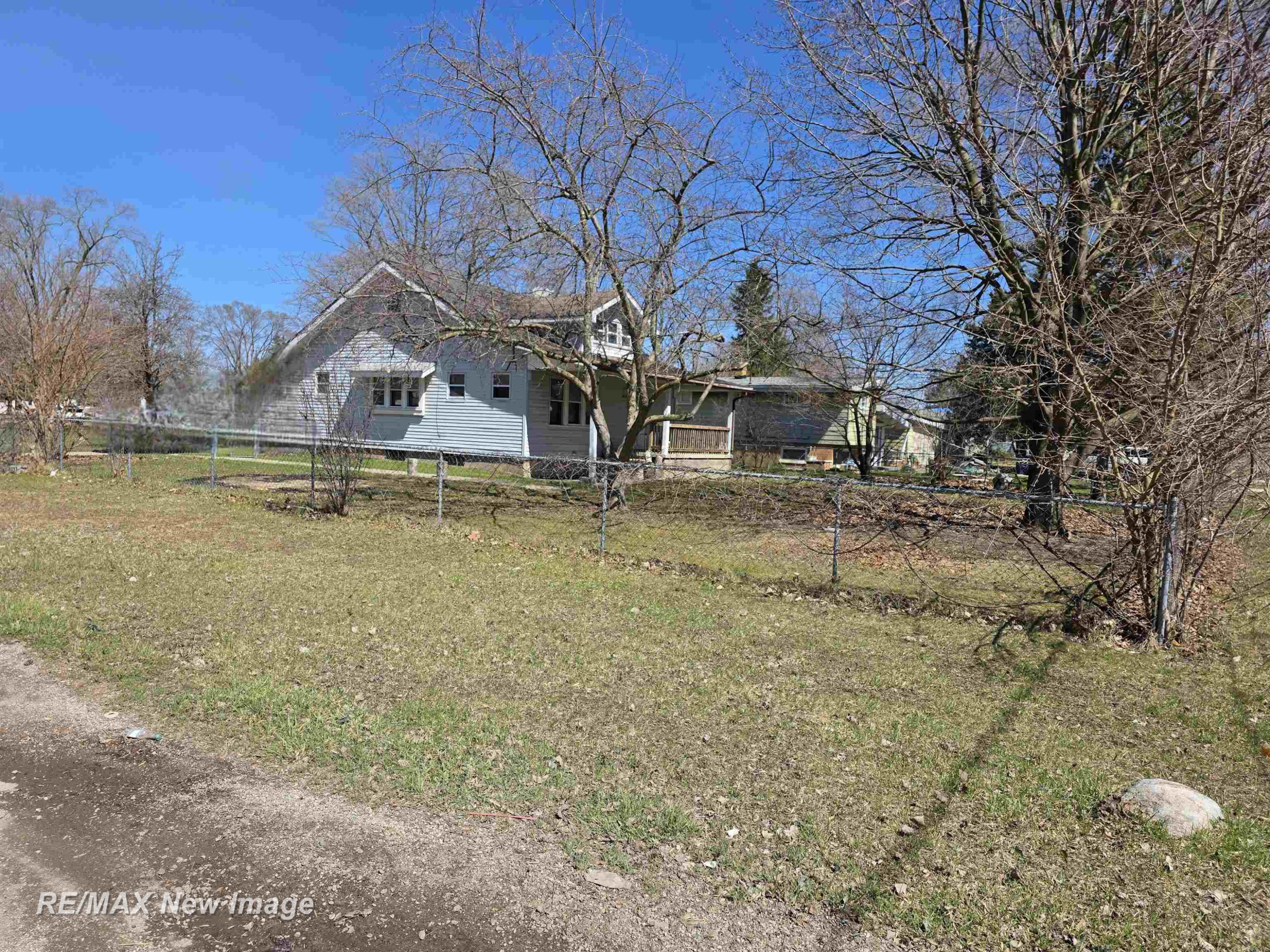 5025 Peterson Street, Saginaw, MI 48601 — Photo 3