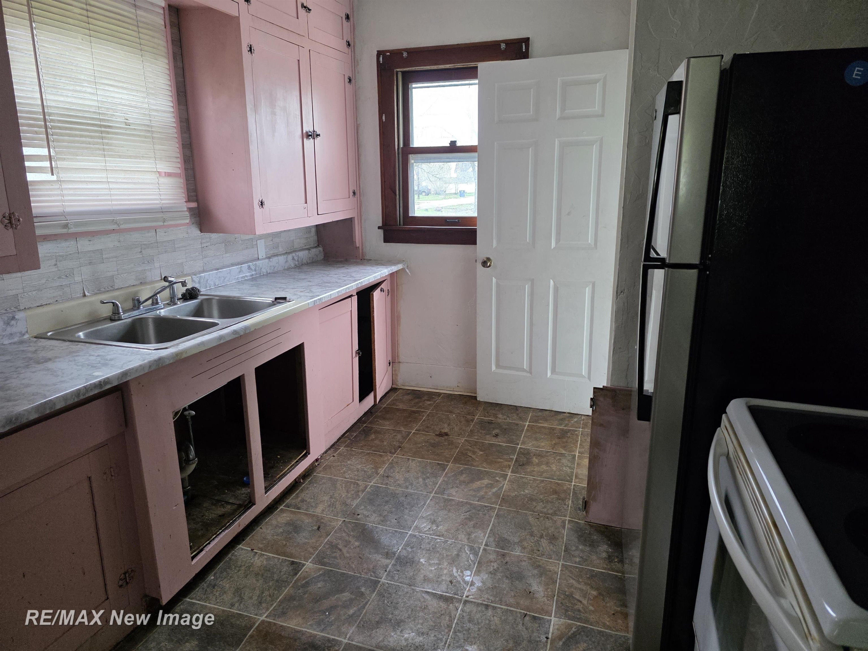 5025 Peterson Street, Saginaw, MI 48601 — Photo 7