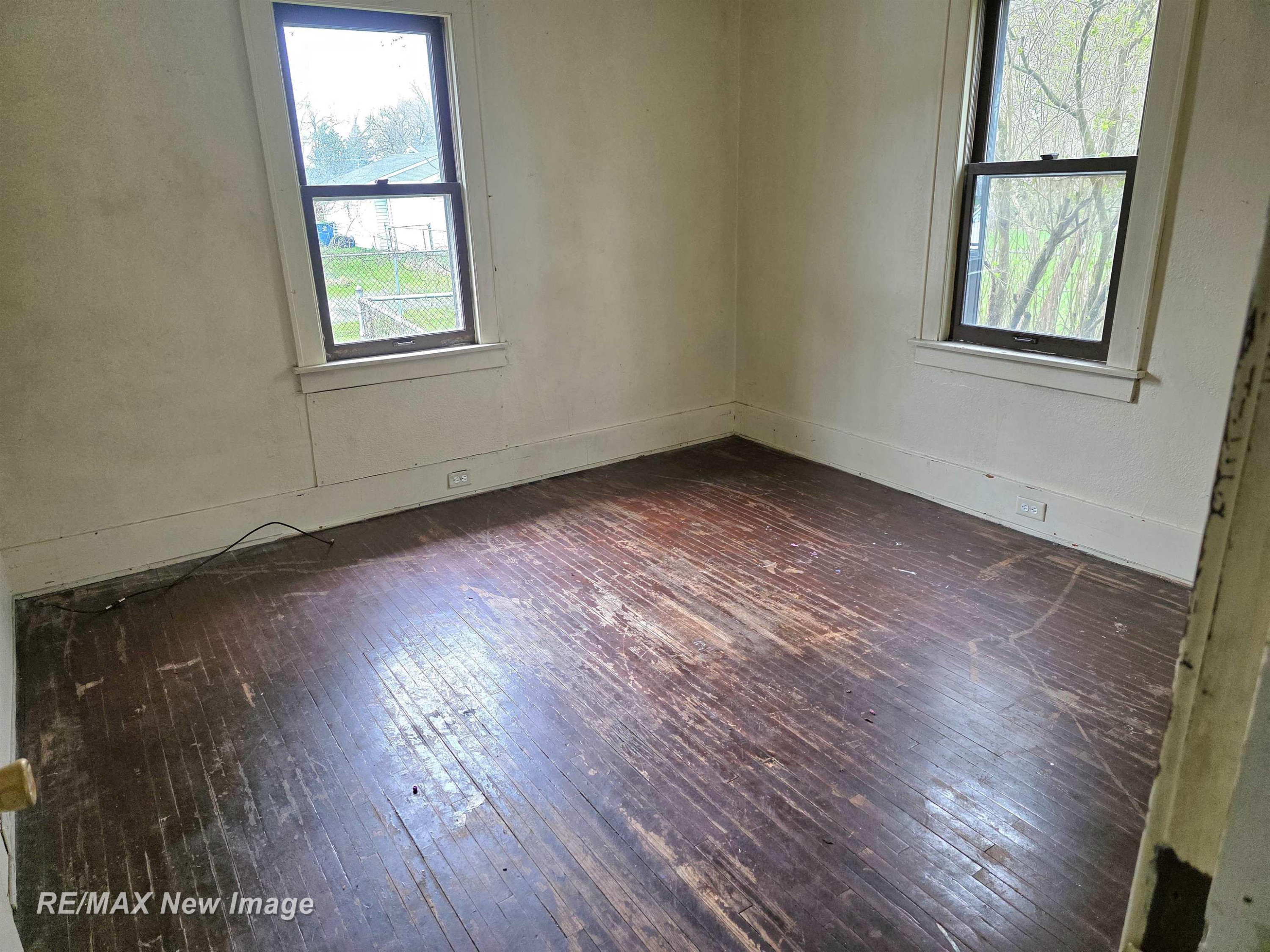 5025 Peterson Street, Saginaw, MI 48601 — Photo 9