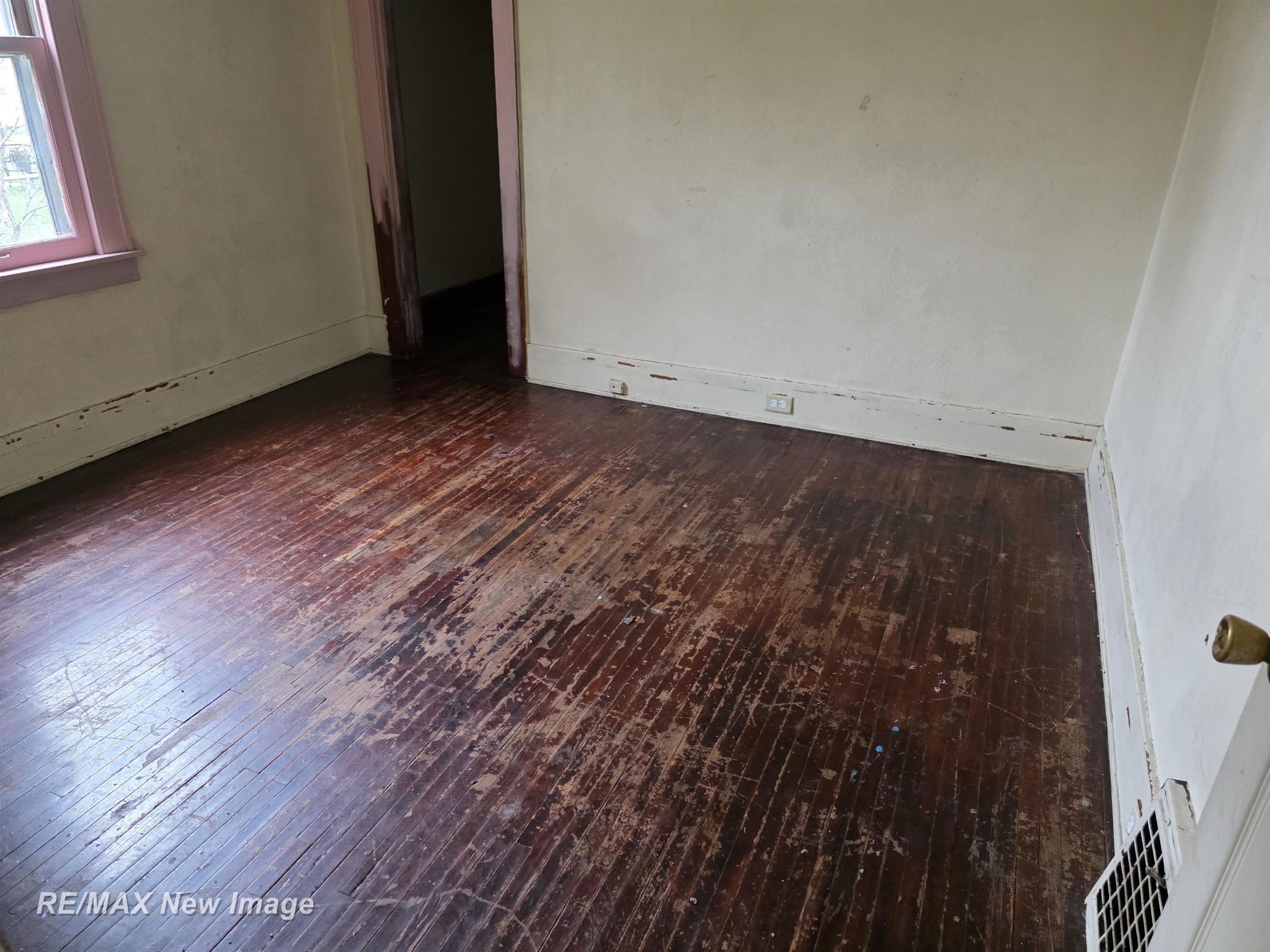 5025 Peterson Street, Saginaw, MI 48601 — Photo 11