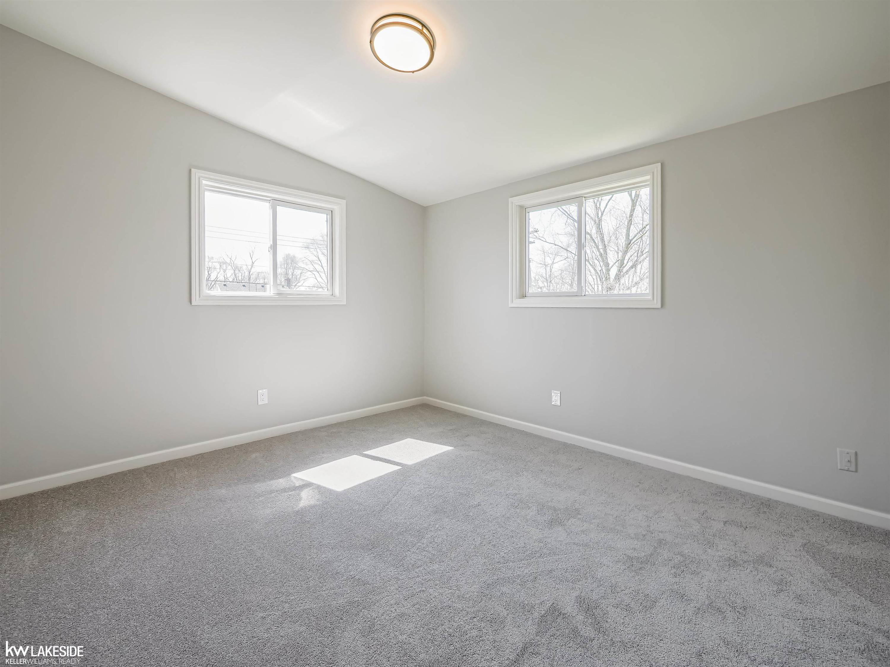 47051 Frederick Road, Shelby Twp, MI 48317 — Photo 37