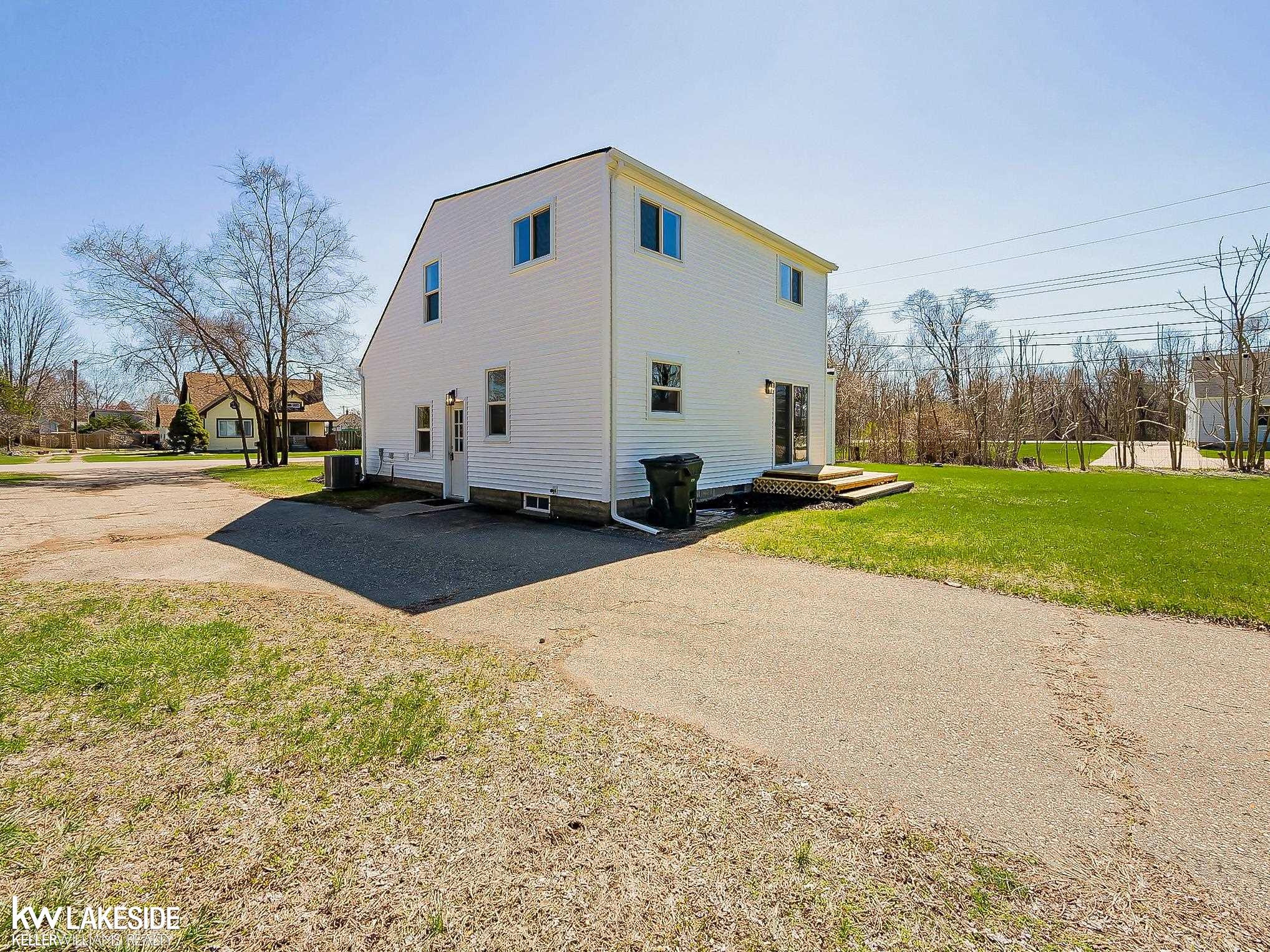 47051 Frederick Road, Shelby Twp, MI 48317 — Photo 38