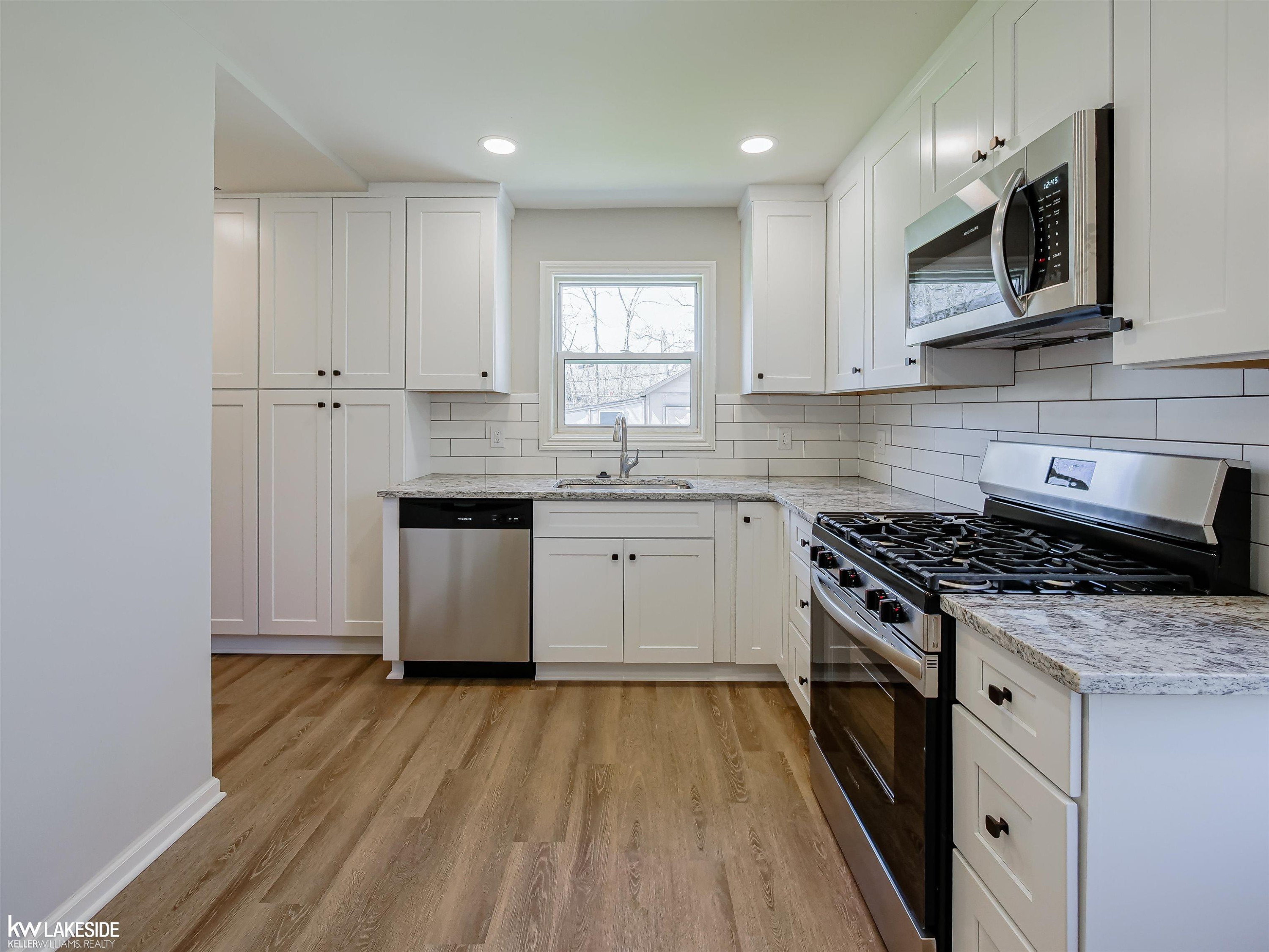 47051 Frederick Road, Shelby Twp, MI 48317 — Photo 9