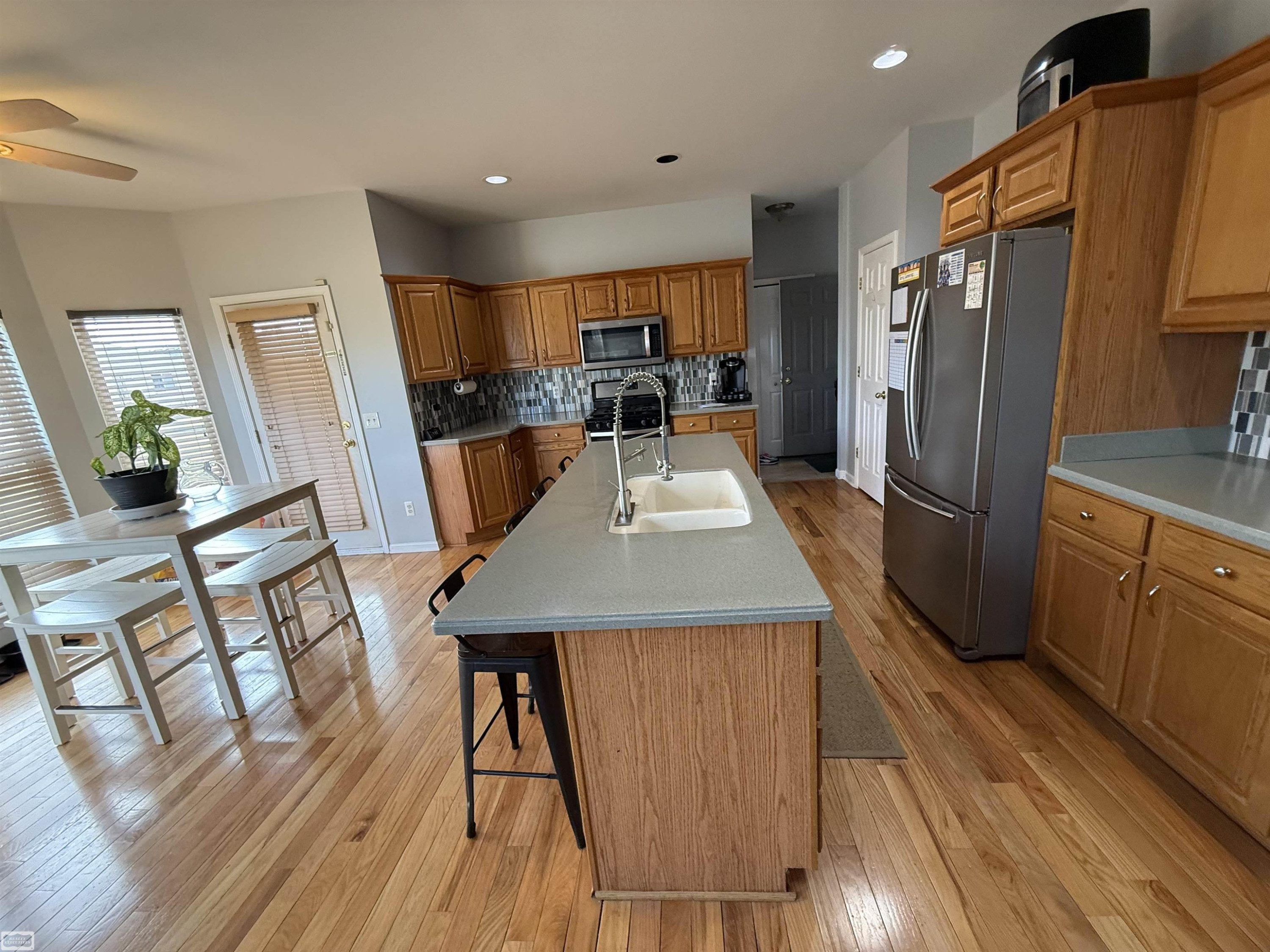 46514 Chalmers Drive Street, MI 48044 — Photo 7