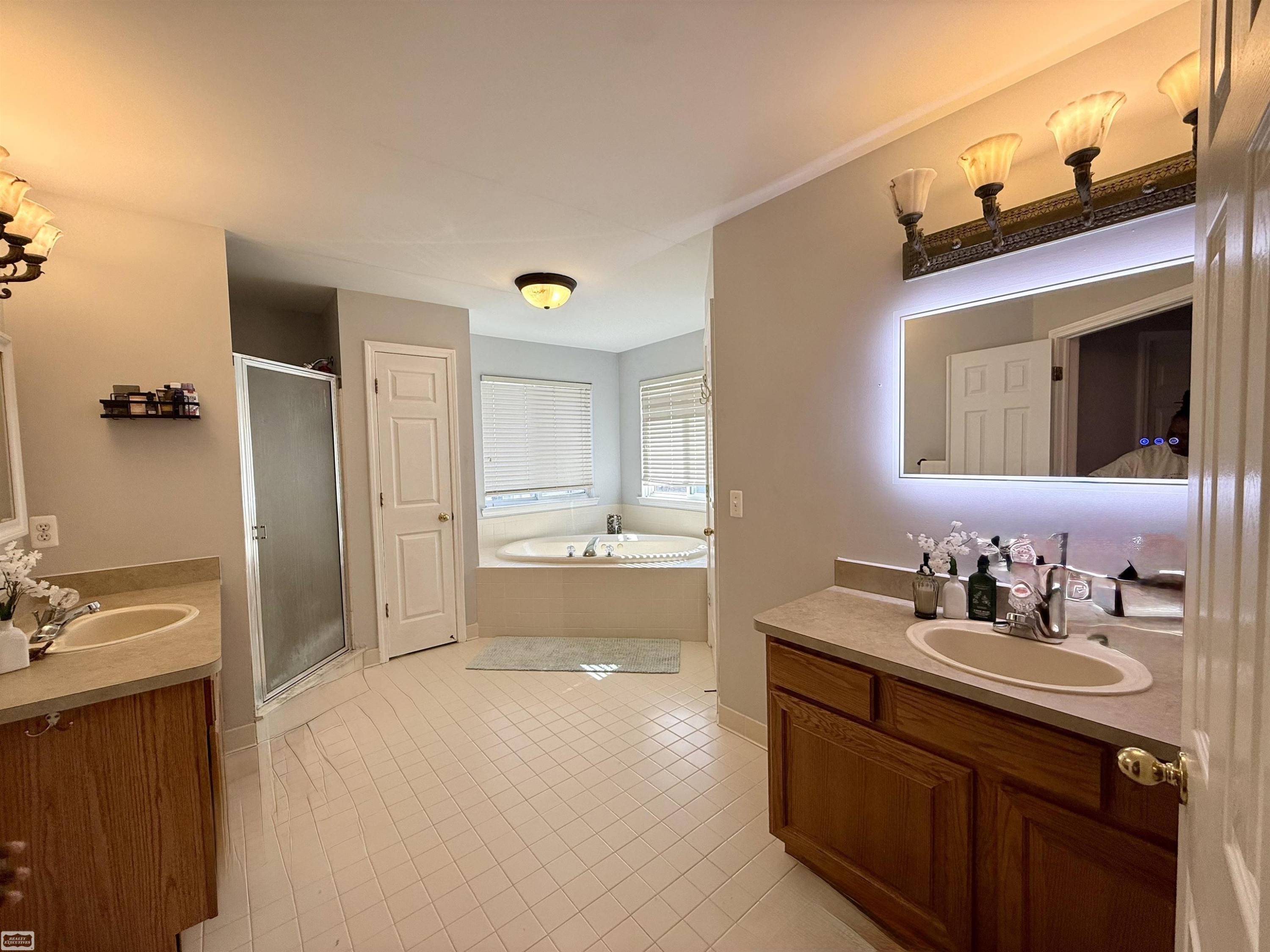 46514 Chalmers Drive Street, MI 48044 — Photo 20