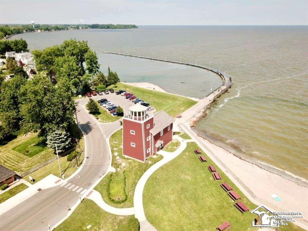 507 Mackinaw Trail, Luna Pier, MI 48157 — Photo 24