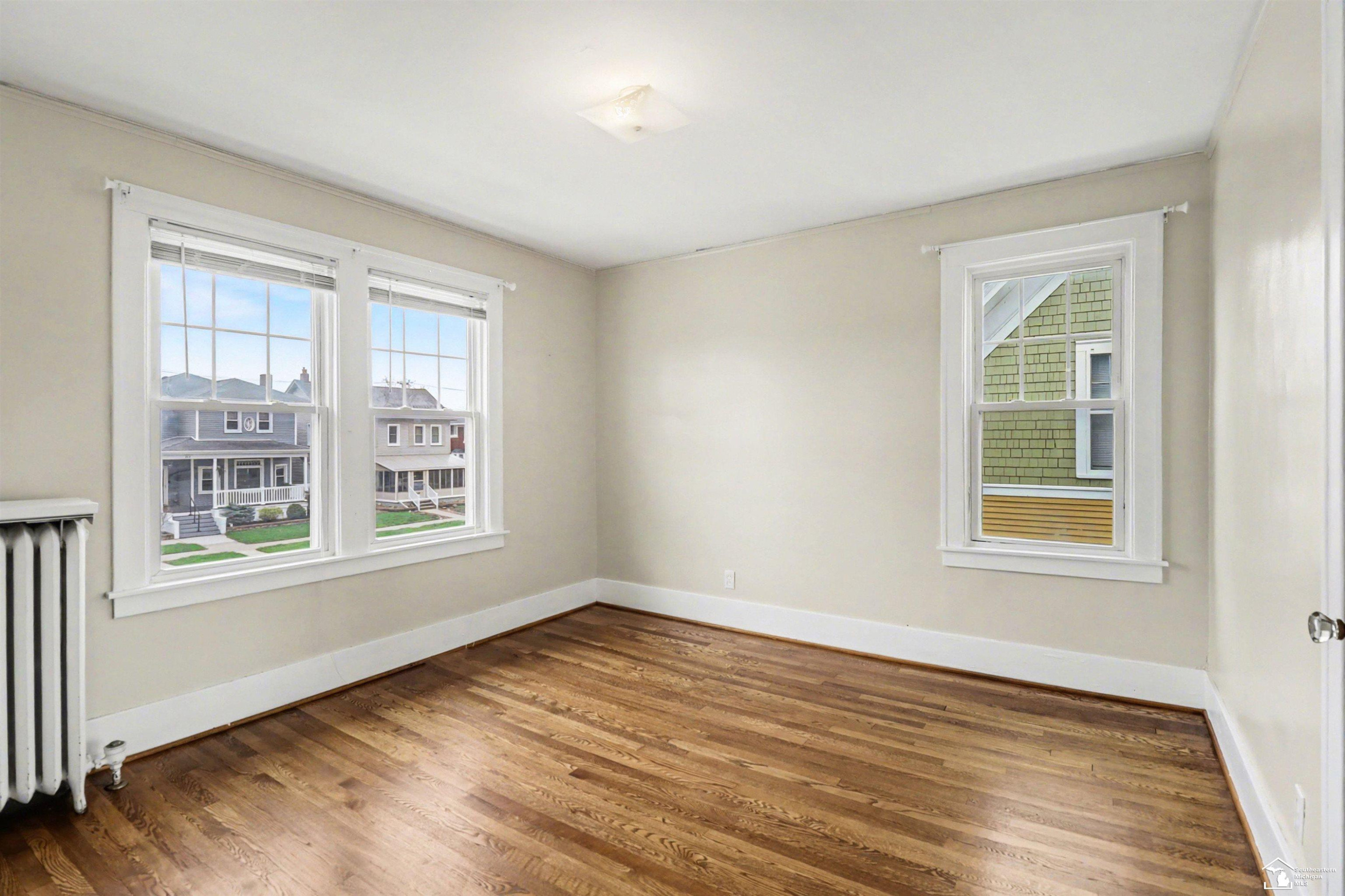 304 Chestnut Street, Wyandotte, MI 48192 — Photo 24