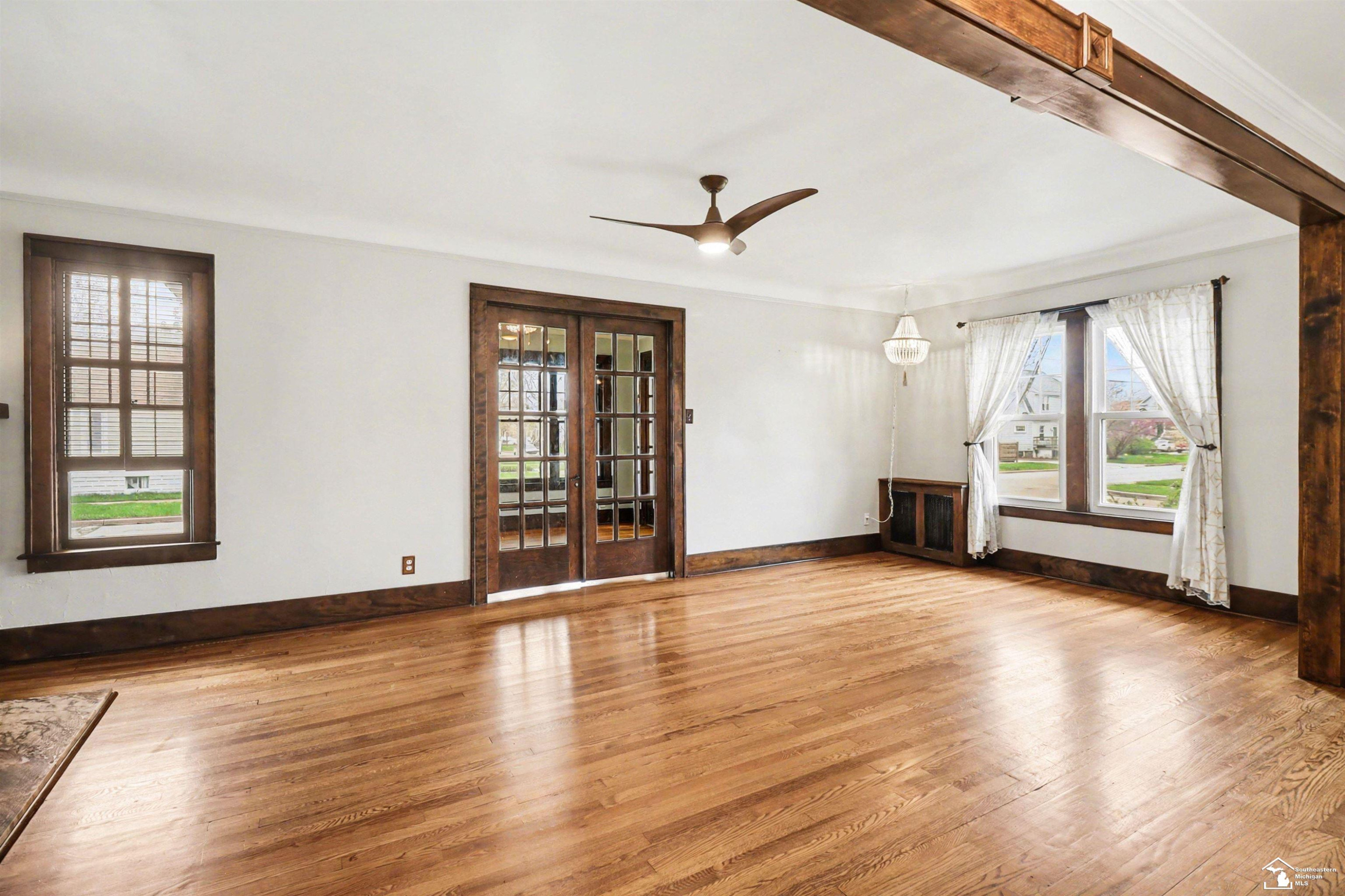 304 Chestnut Street, Wyandotte, MI 48192 — Photo 7