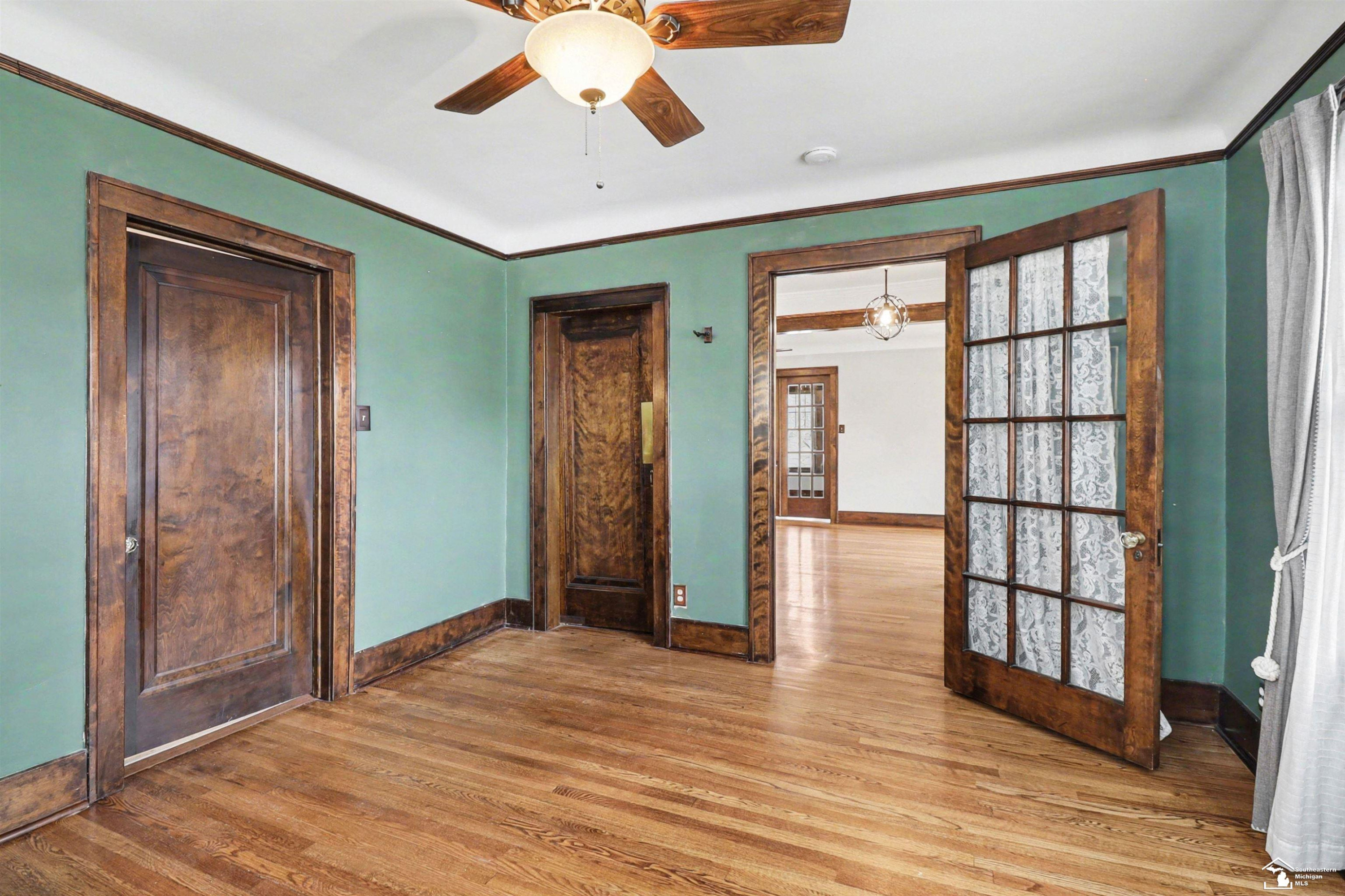 304 Chestnut Street, Wyandotte, MI 48192 — Photo 10