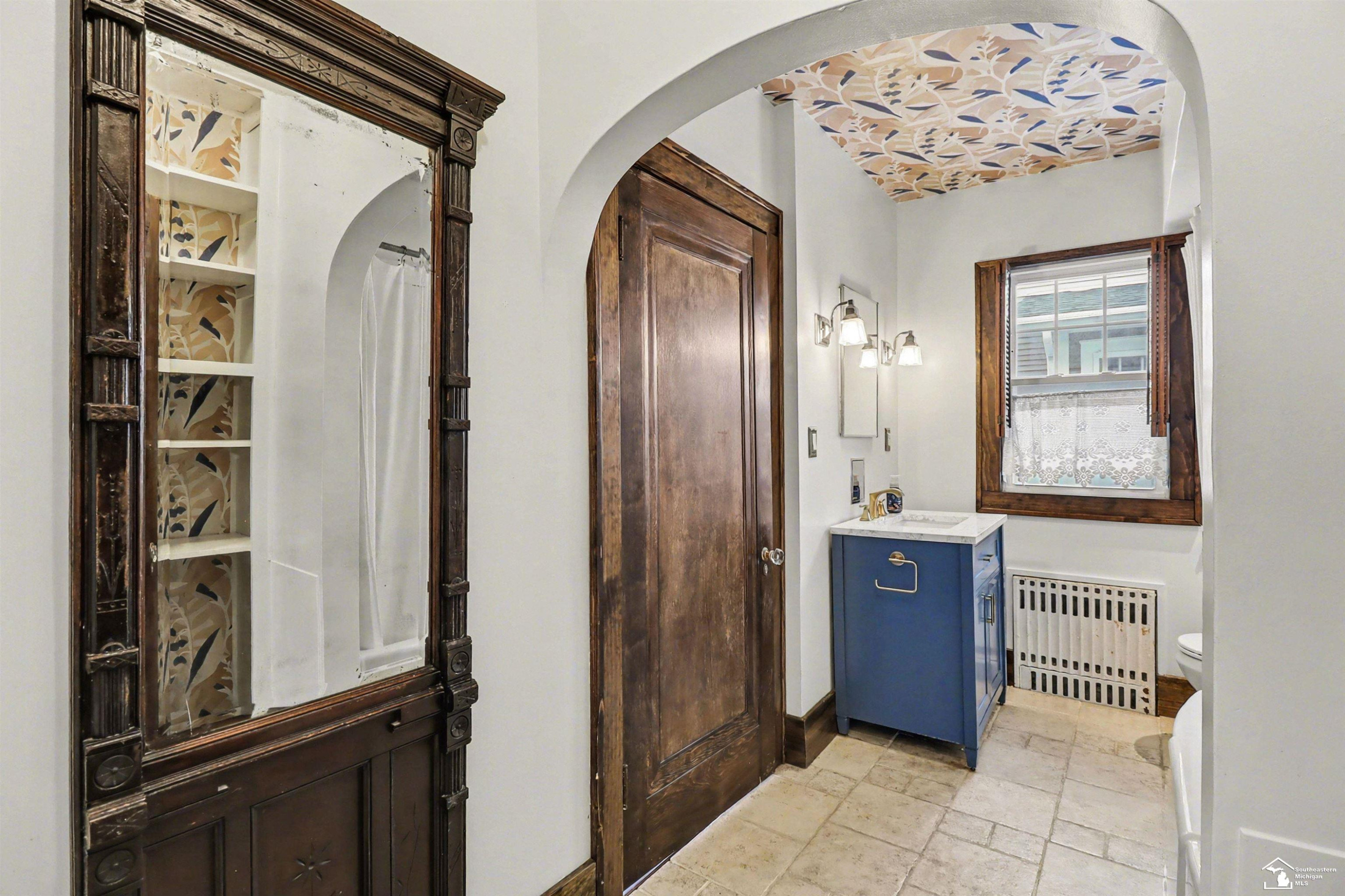 304 Chestnut Street, Wyandotte, MI 48192 — Photo 11