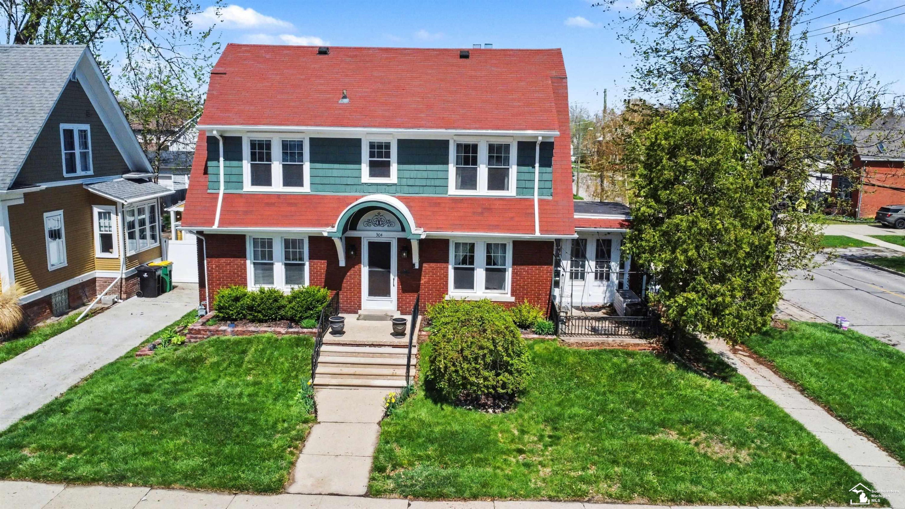 304 Chestnut Street, Wyandotte, MI 48192 — Photo 32