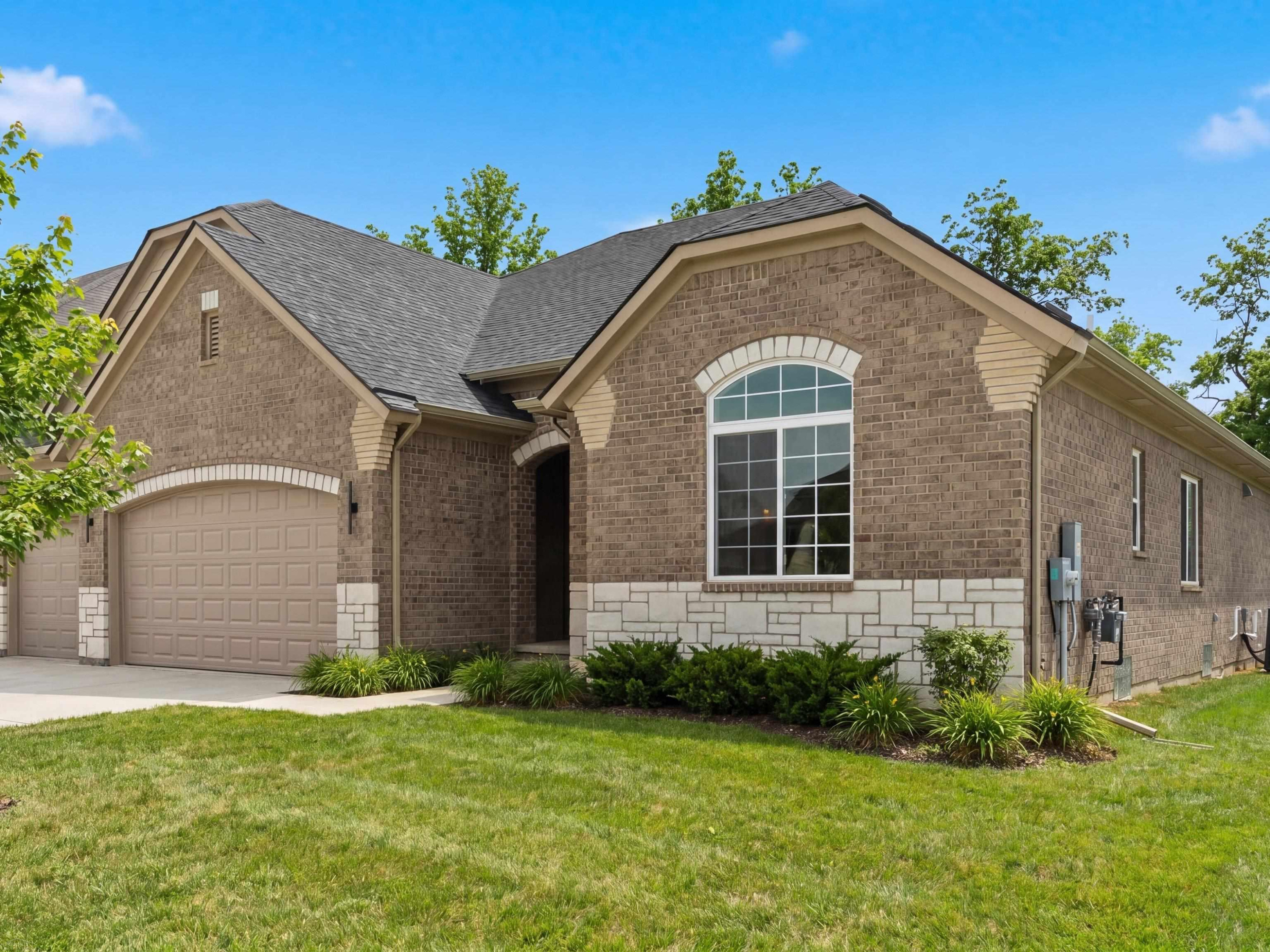 50623 Timberstone Drive, Macomb, MI 48042 — Photo 2