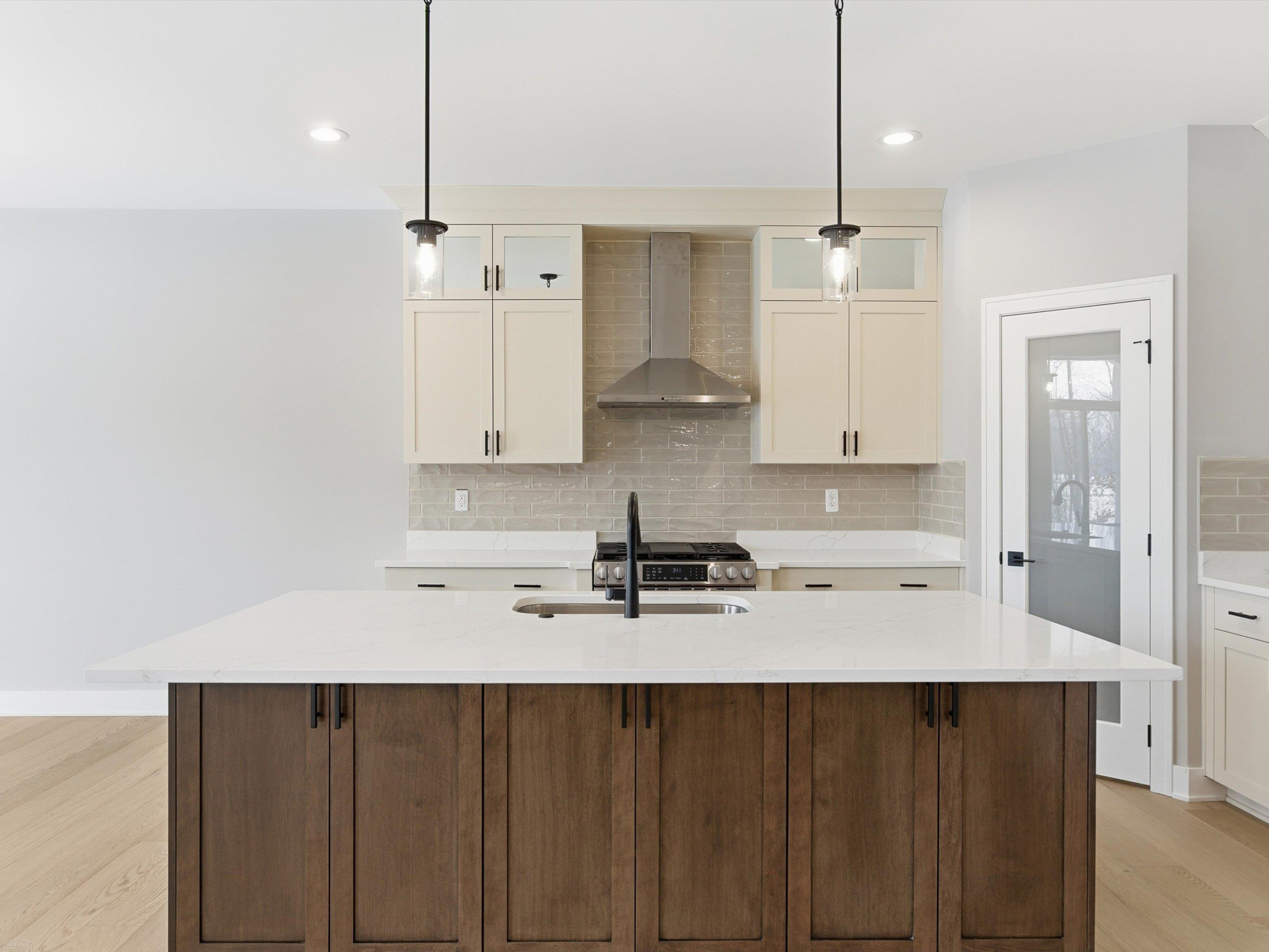 50623 Timberstone Drive, Macomb, MI 48042 — Photo 9