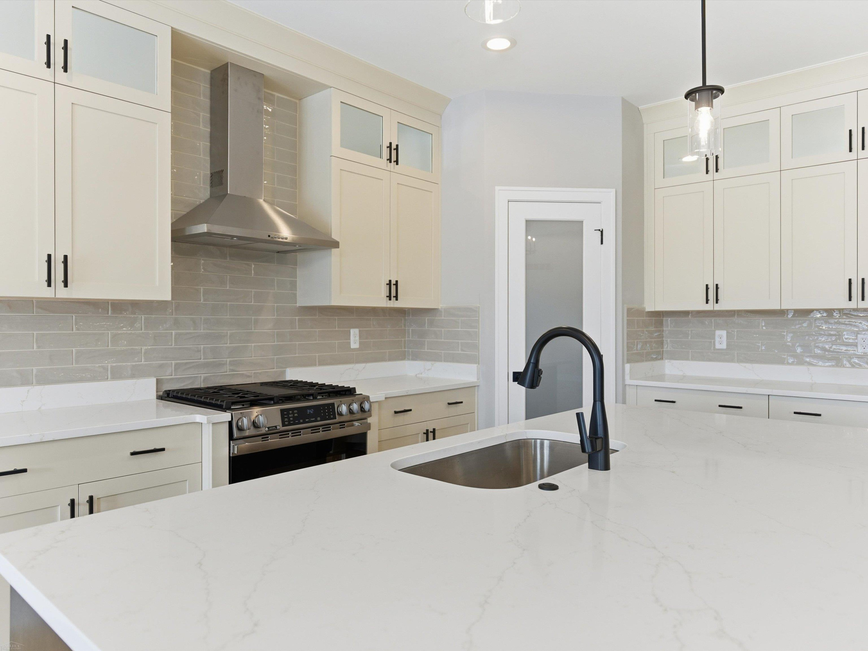 50623 Timberstone Drive, Macomb, MI 48042 — Photo 10